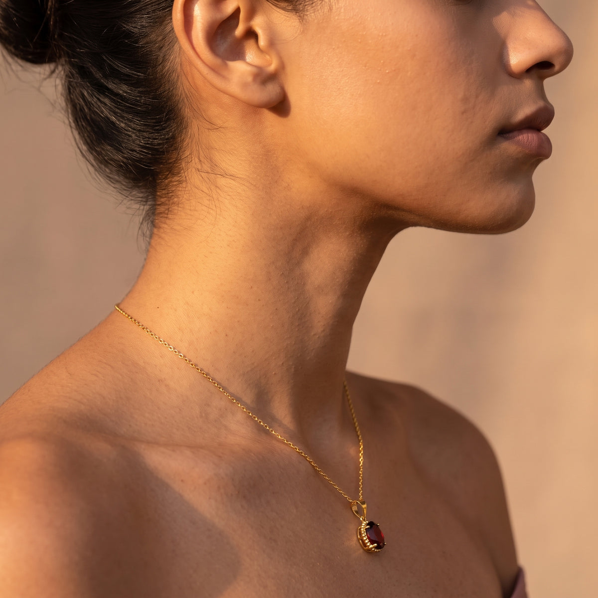 Collier pendentif ovale Lina Grenat
