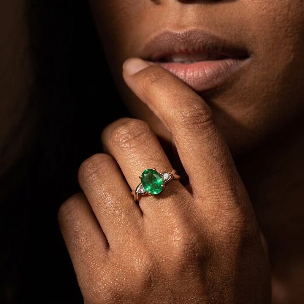 Bague croisée Liora deux tons émeraude