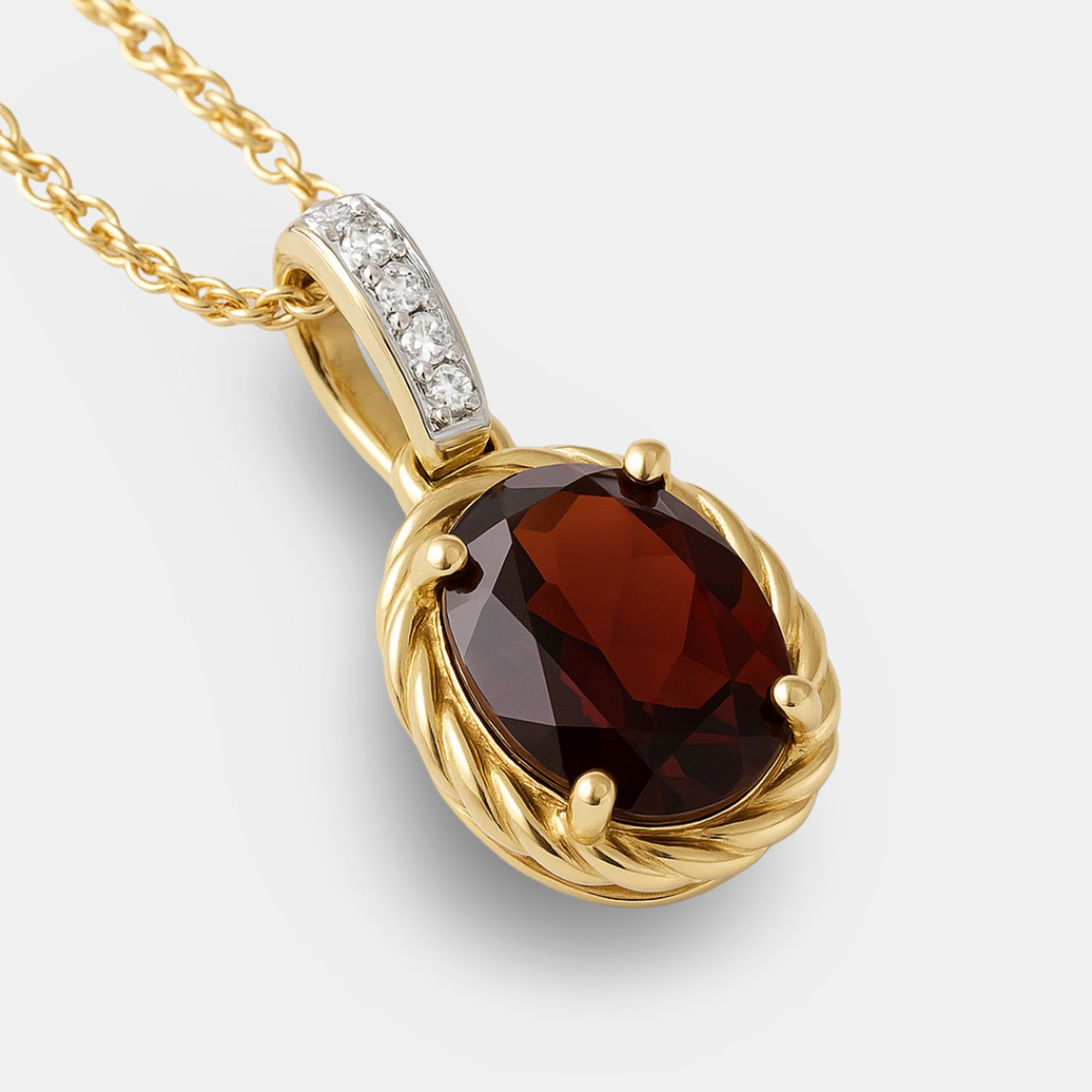 Alva Garnet Diamond Pendant Necklace