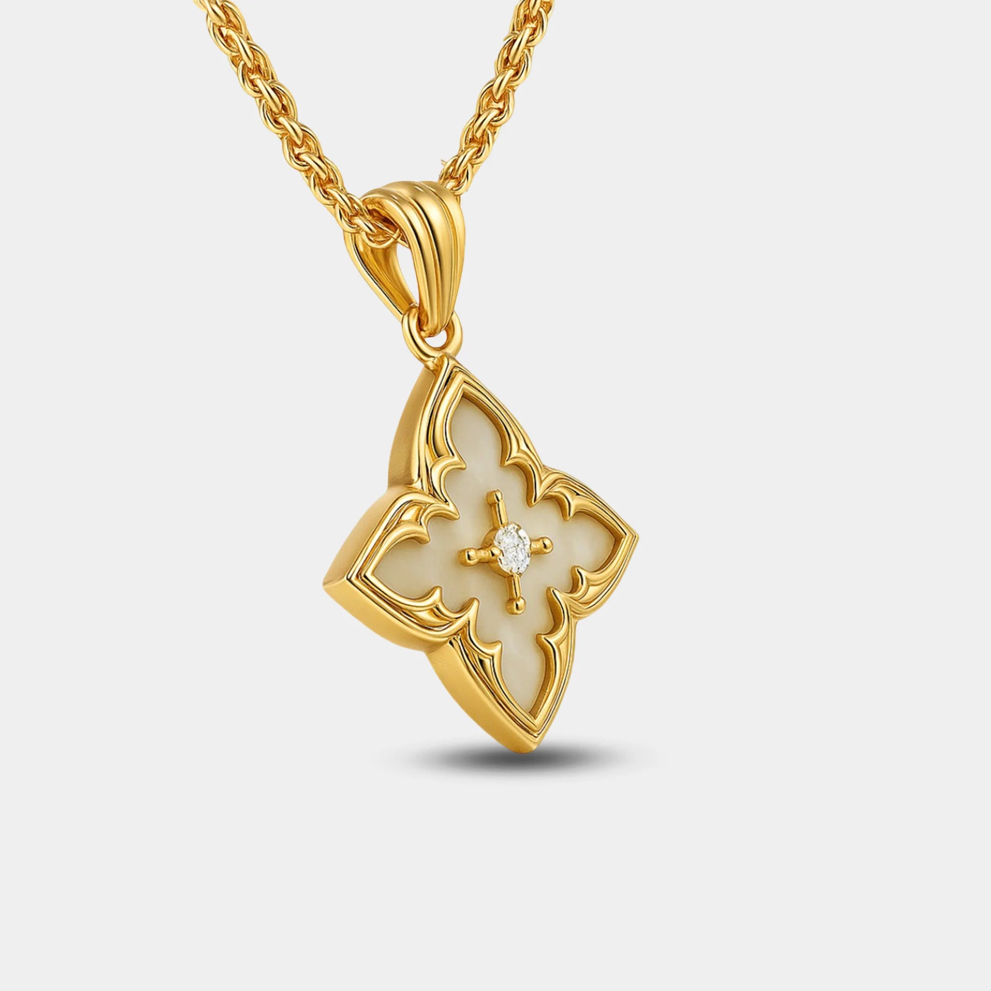 Clover Pendant Necklace