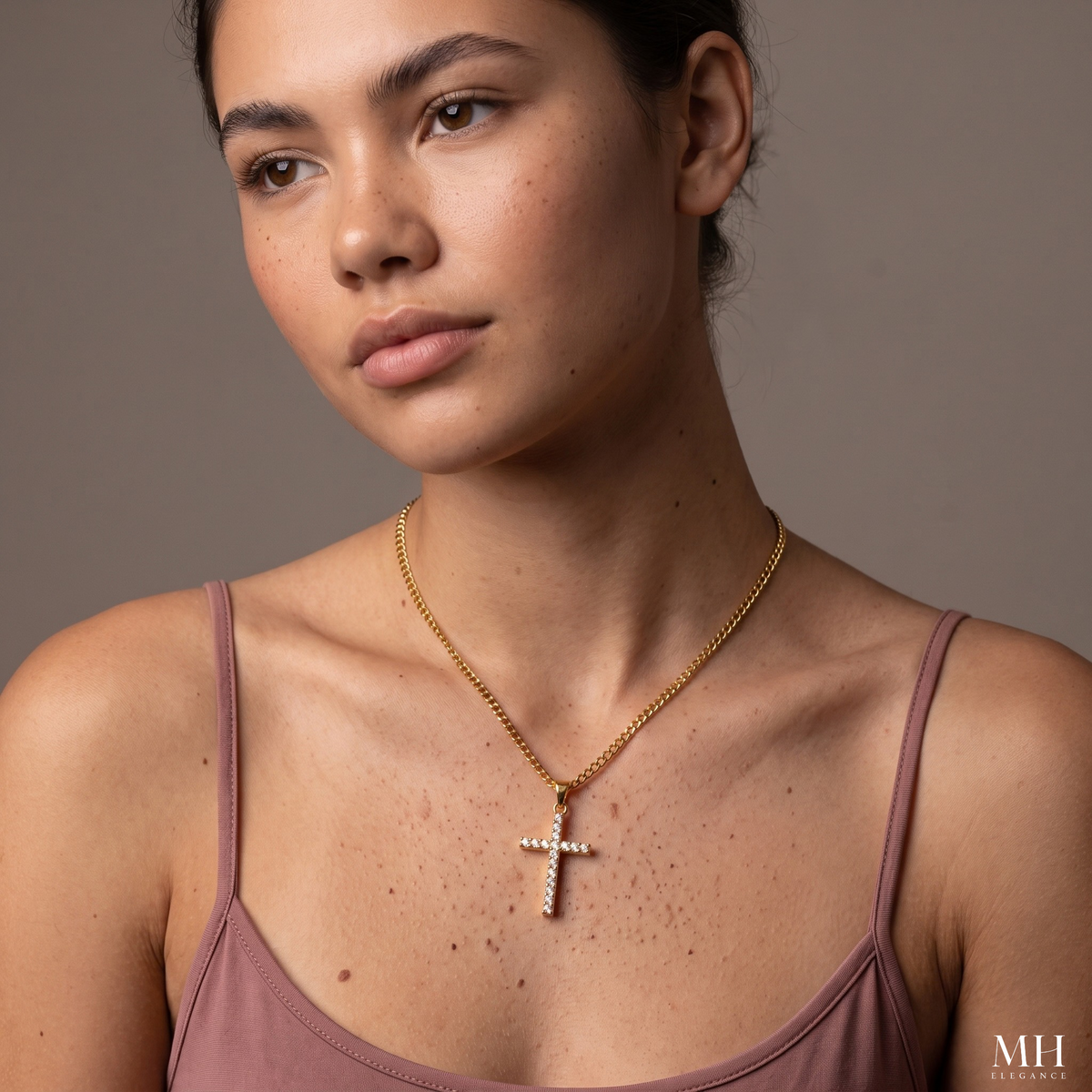 Collar con cruz de fe eterna bañada en oro de 24 quilates | Colgante religioso para hombre | Joyería espiritual para hombre – MH ELEGANCE