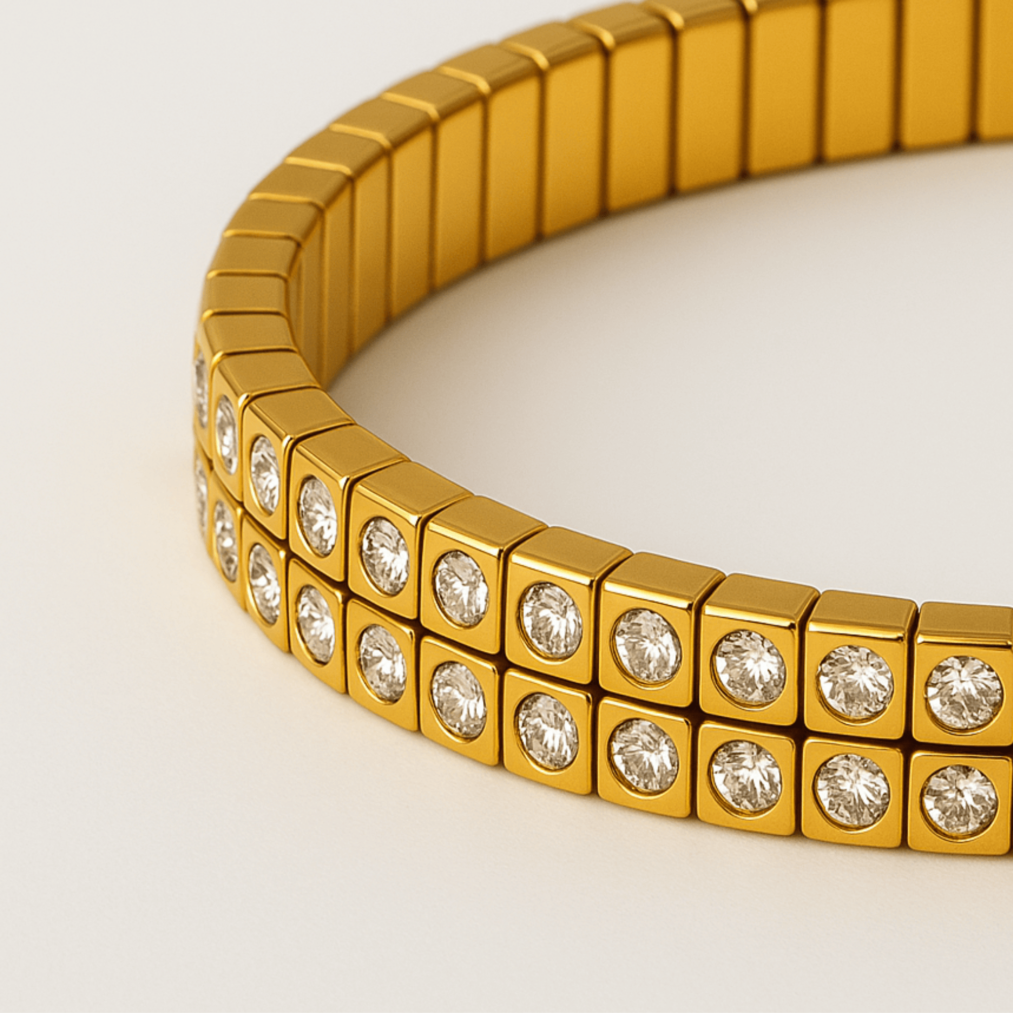 Pulsera retro de diamantes y oro