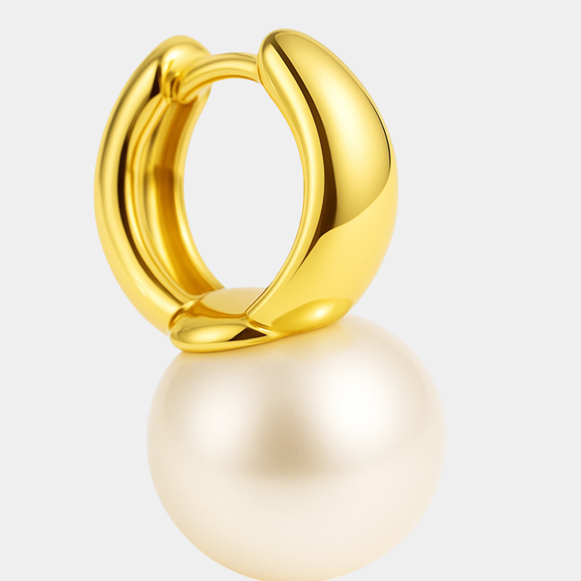 Isla Pearl Drop Earrings