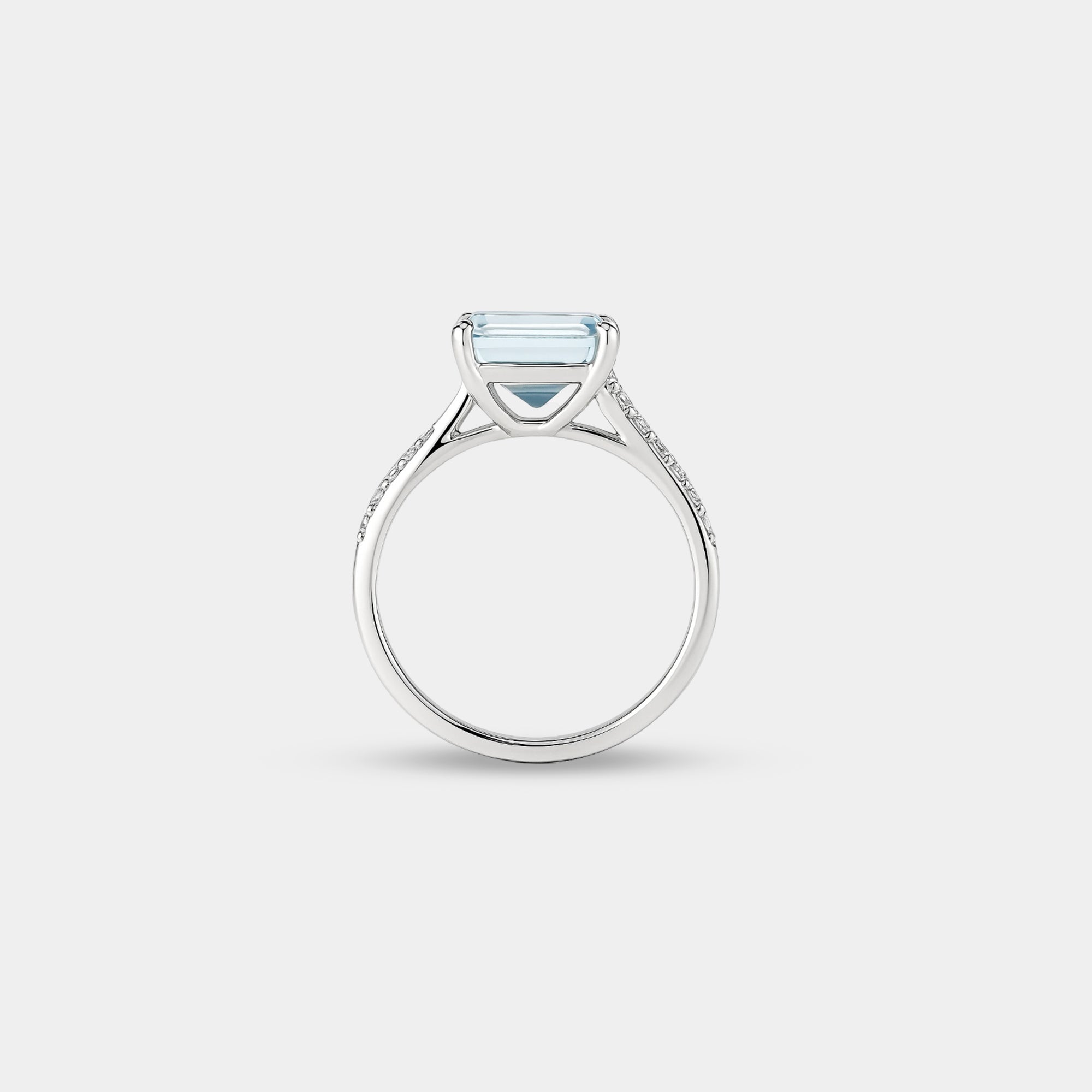 Eira Aquamarine Diamond Ring