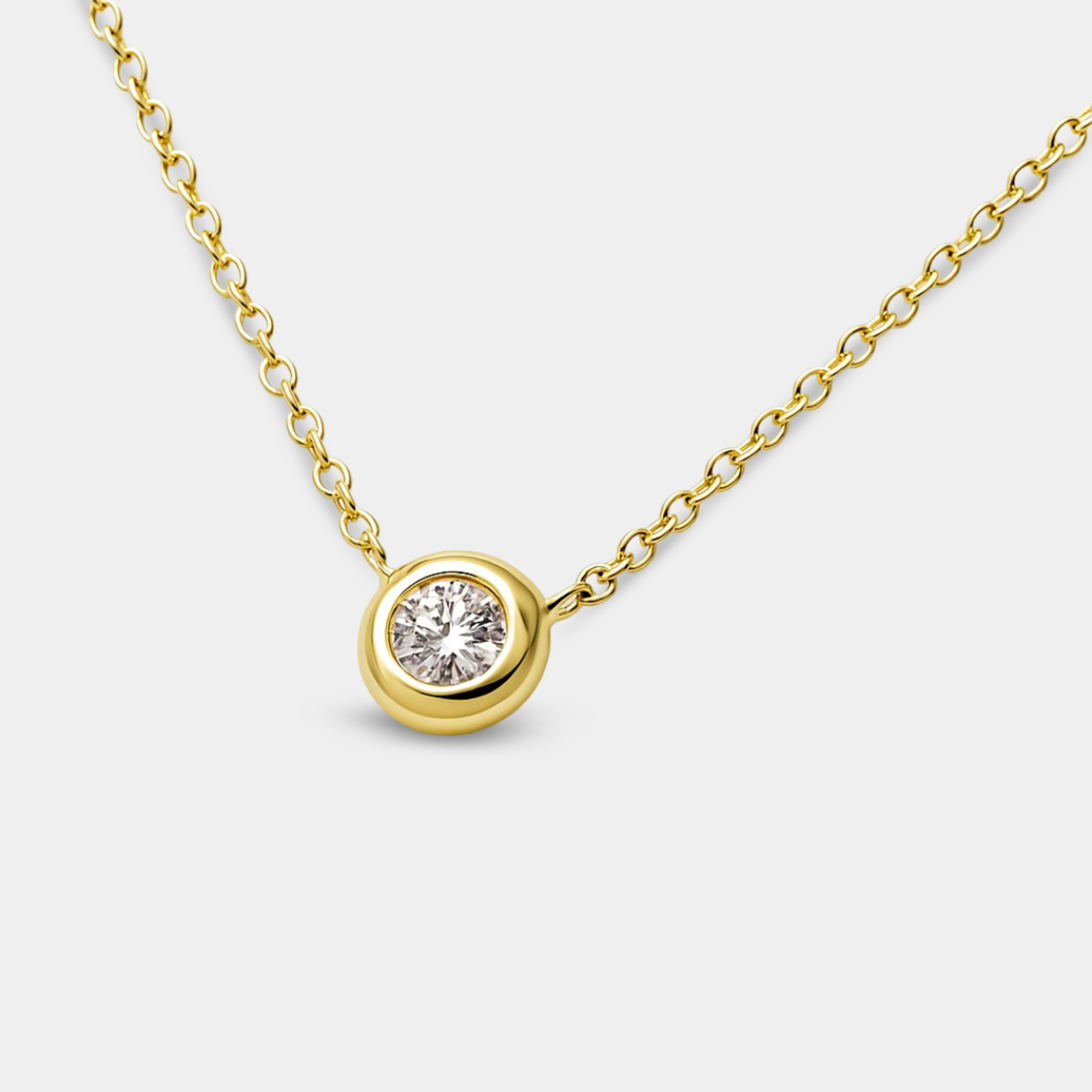 Collar con bisel solitario de diamantes