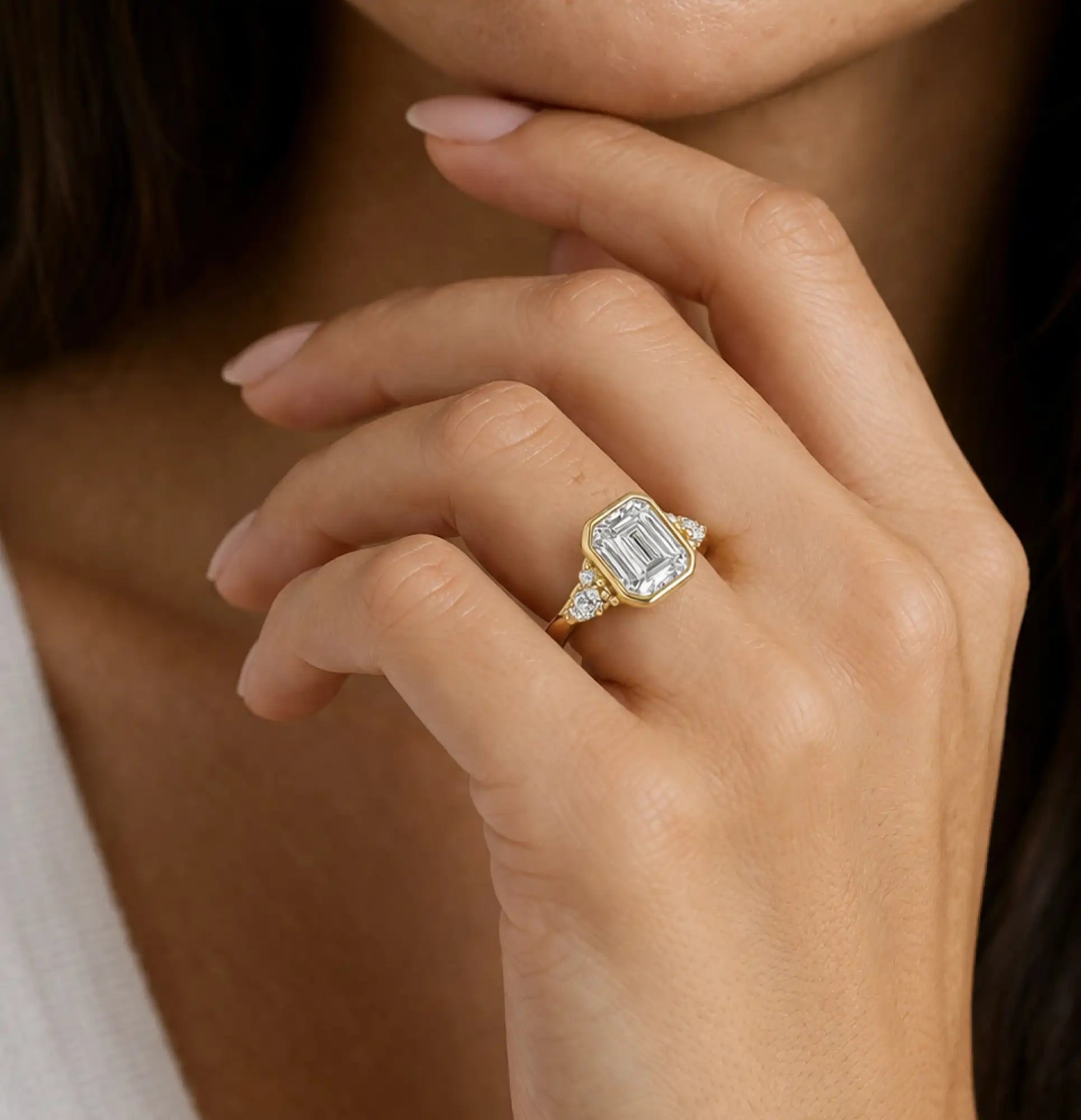 Bague de fiançailles plaqué or 14 carats, taille émeraude | Solitaire oxyde de zirconium | Alternative de luxe – MH ELEGANCE