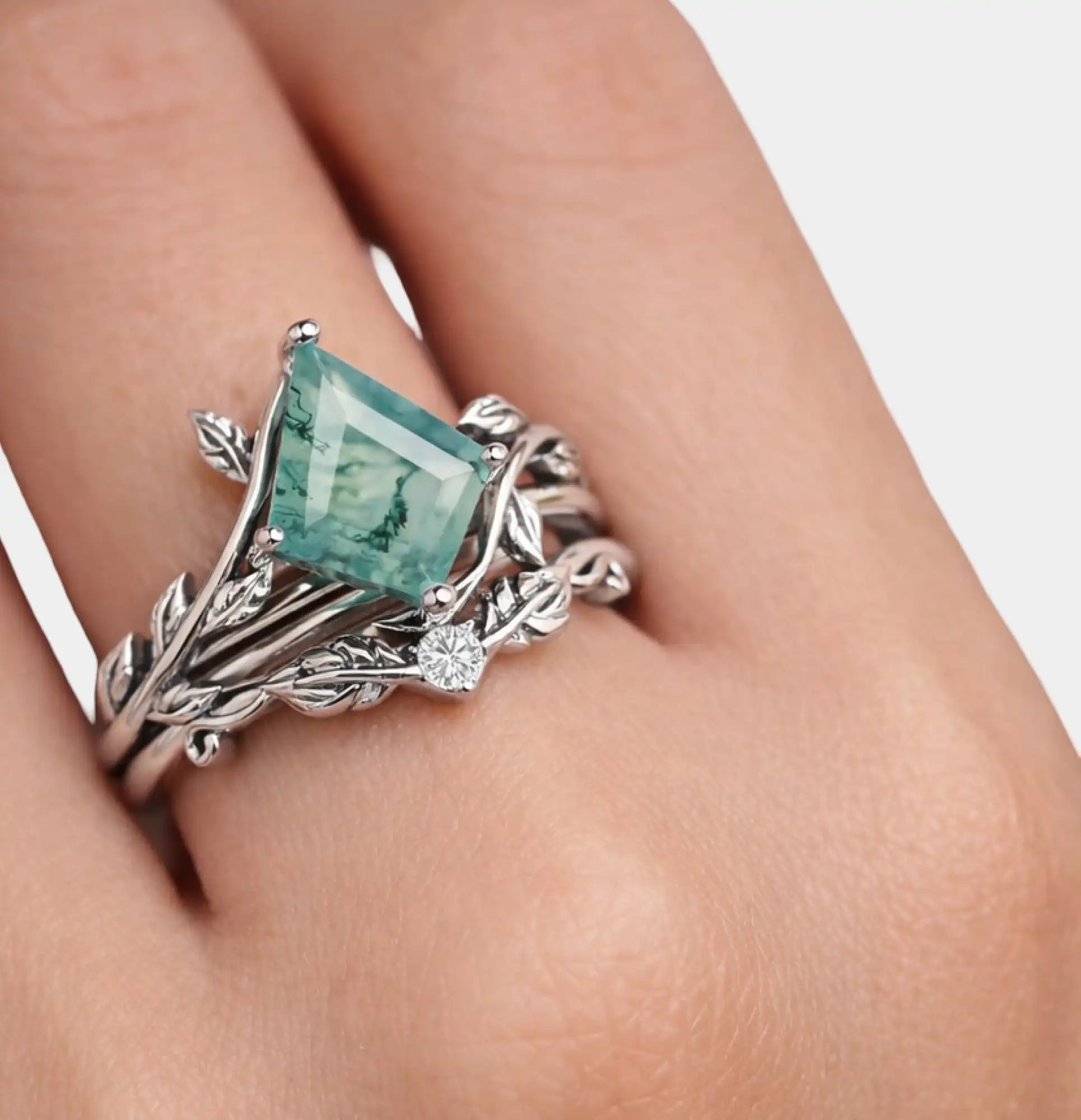 Bague de Fiançailles Éternelle Fleurie en Argent Sterling