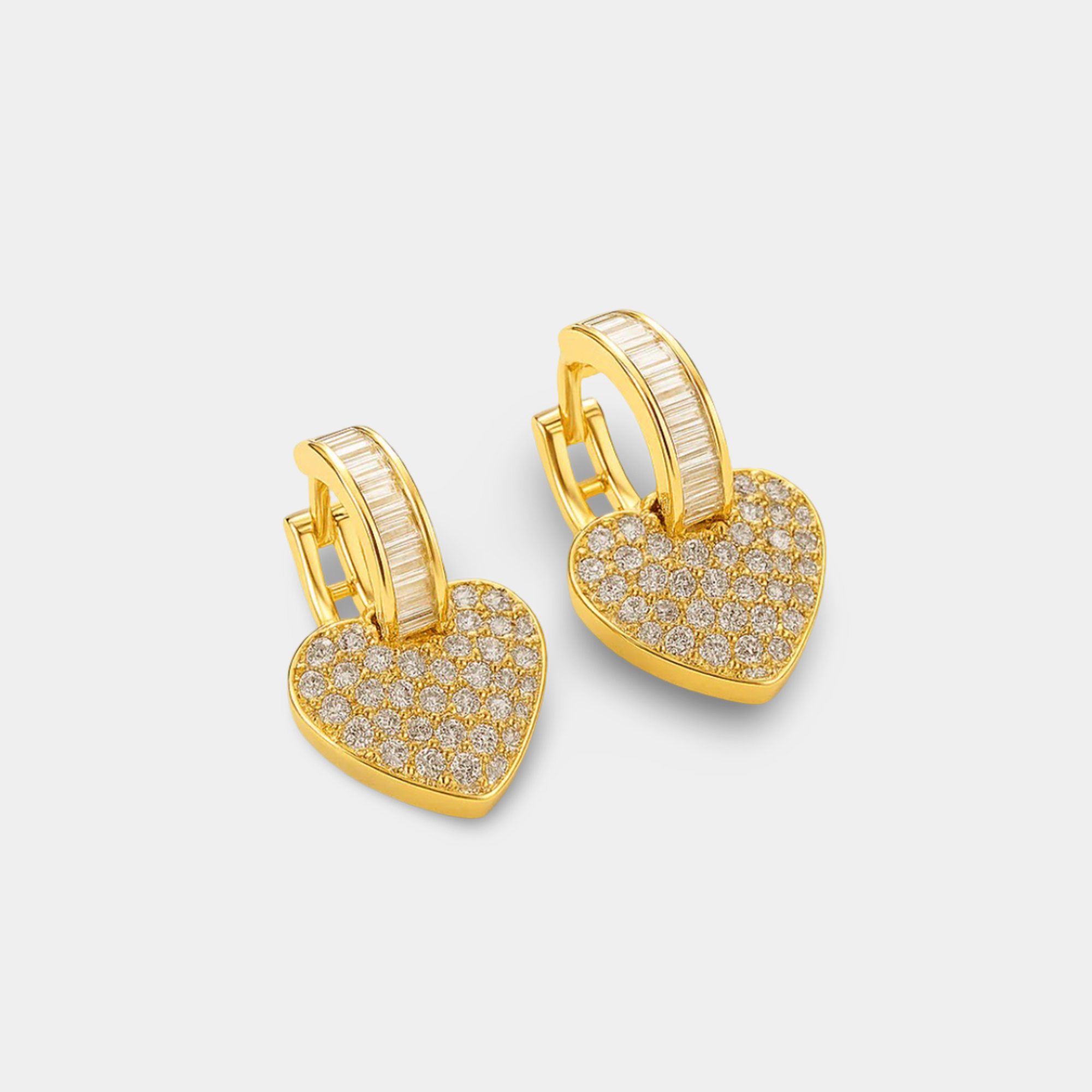 Pendientes de corazón de oro