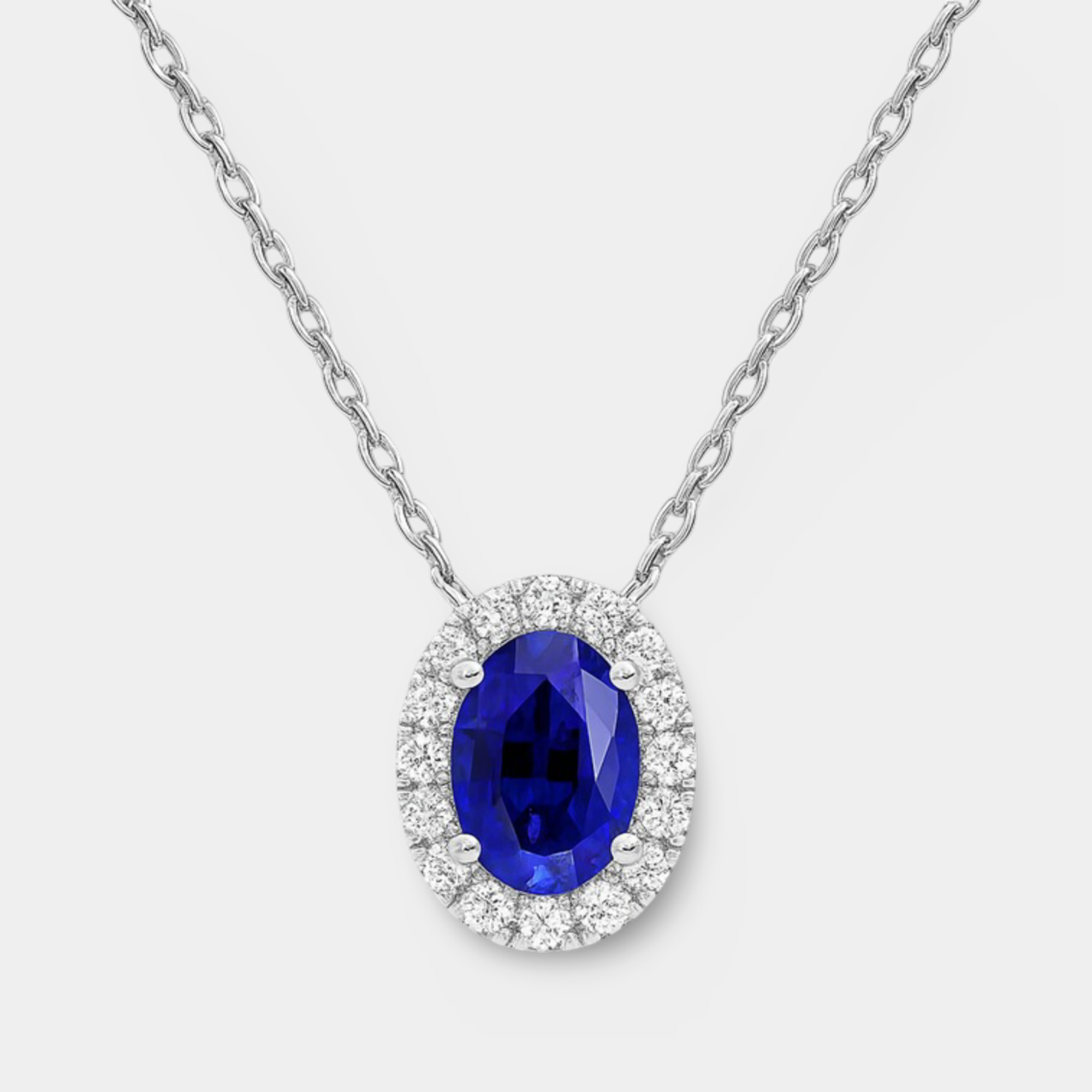 Collar con halo de zafiro y diamantes
