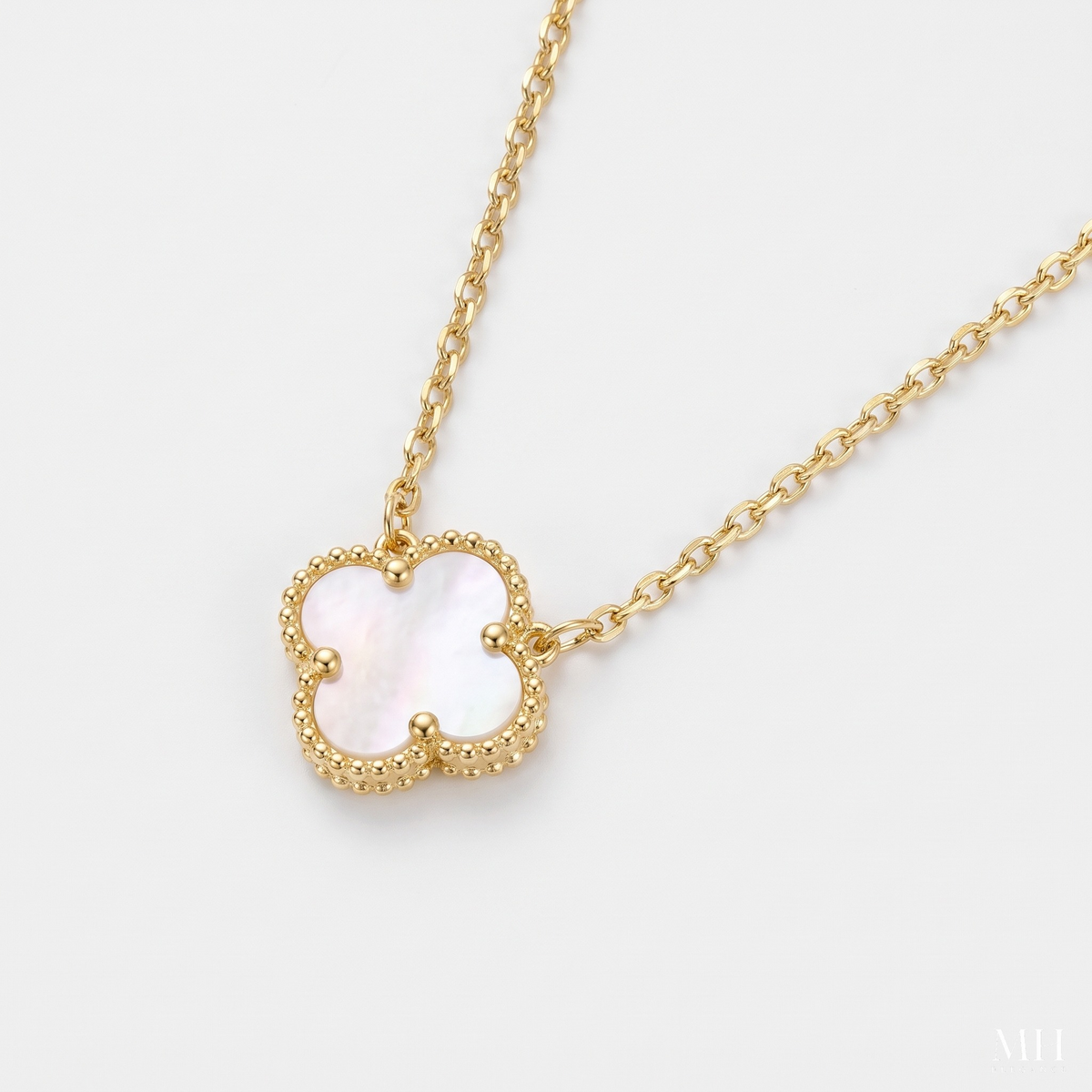 Collier plaqué or 18 carats avec trèfle à quatre feuilles | Pendentif délicat porte-bonheur | Bonne fortune – MH ELEGANCE