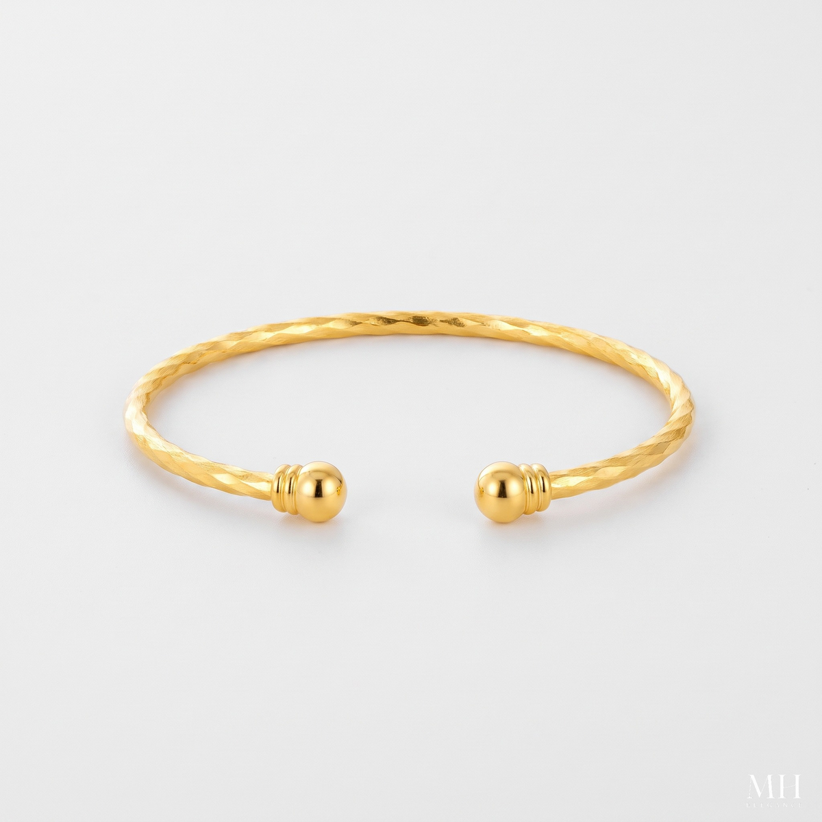 Unisex Gold Cuff Bracelet | 18K Gold Plated Open Bangle for Men & Women – MH Elegance