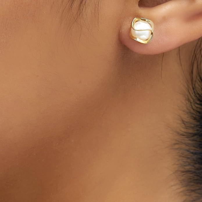 Amara Caged Pearl Stud Earrings - MH ELEGANCE - Amara Caged Pearl Stud Earrings -