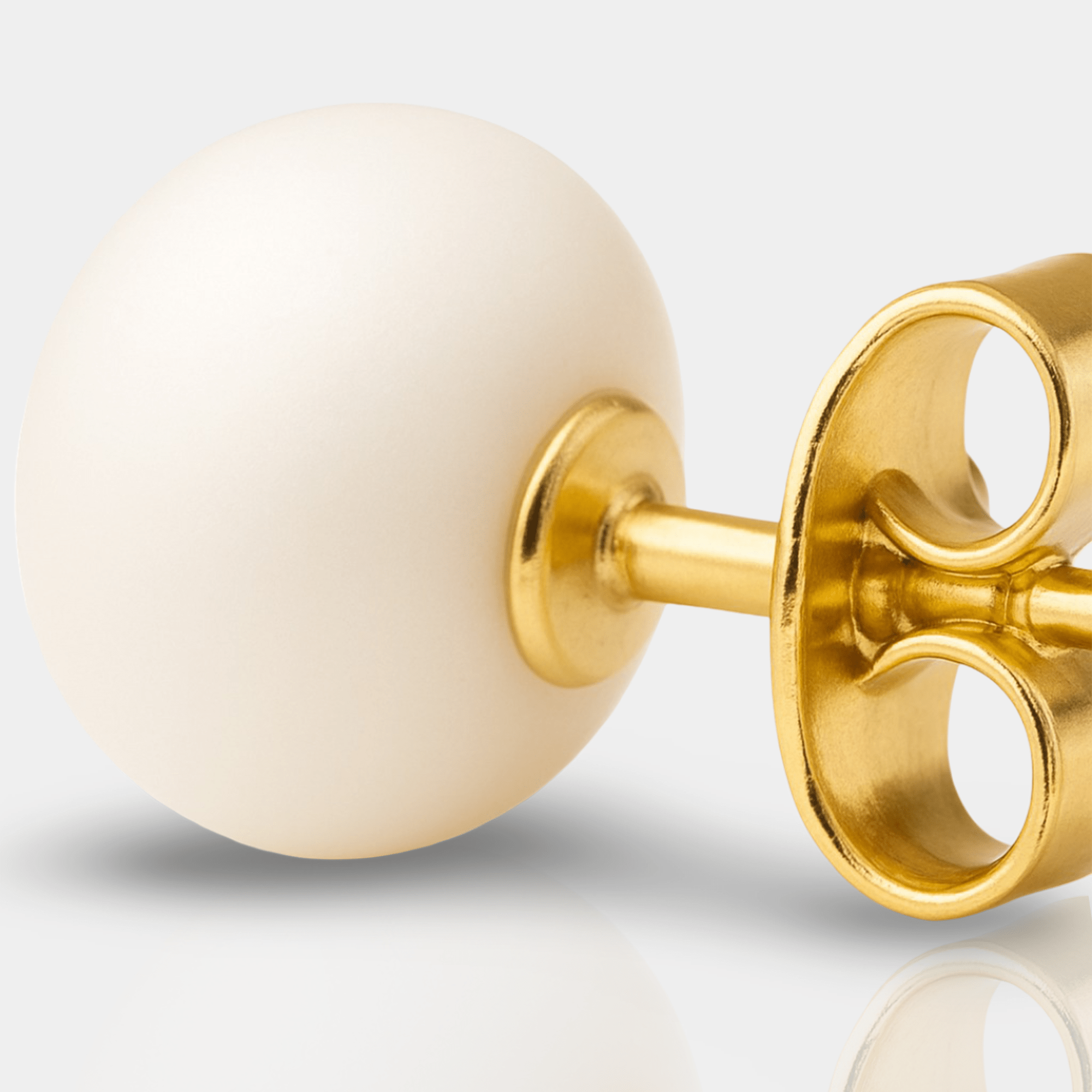 Audrey Freshwater Pearl Stud Earrings - MH ELEGANCE - Audrey Freshwater Pearl Stud Earrings -