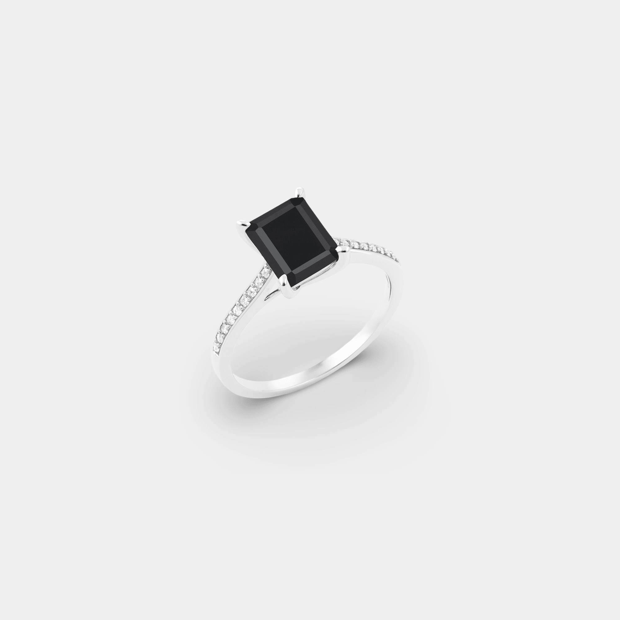 Emerald-Cut Onyx & Diamond Engagement Ring - MH ELEGANCE - Emerald-Cut Onyx & Diamond Engagement Ring - MH ELEGANCE -