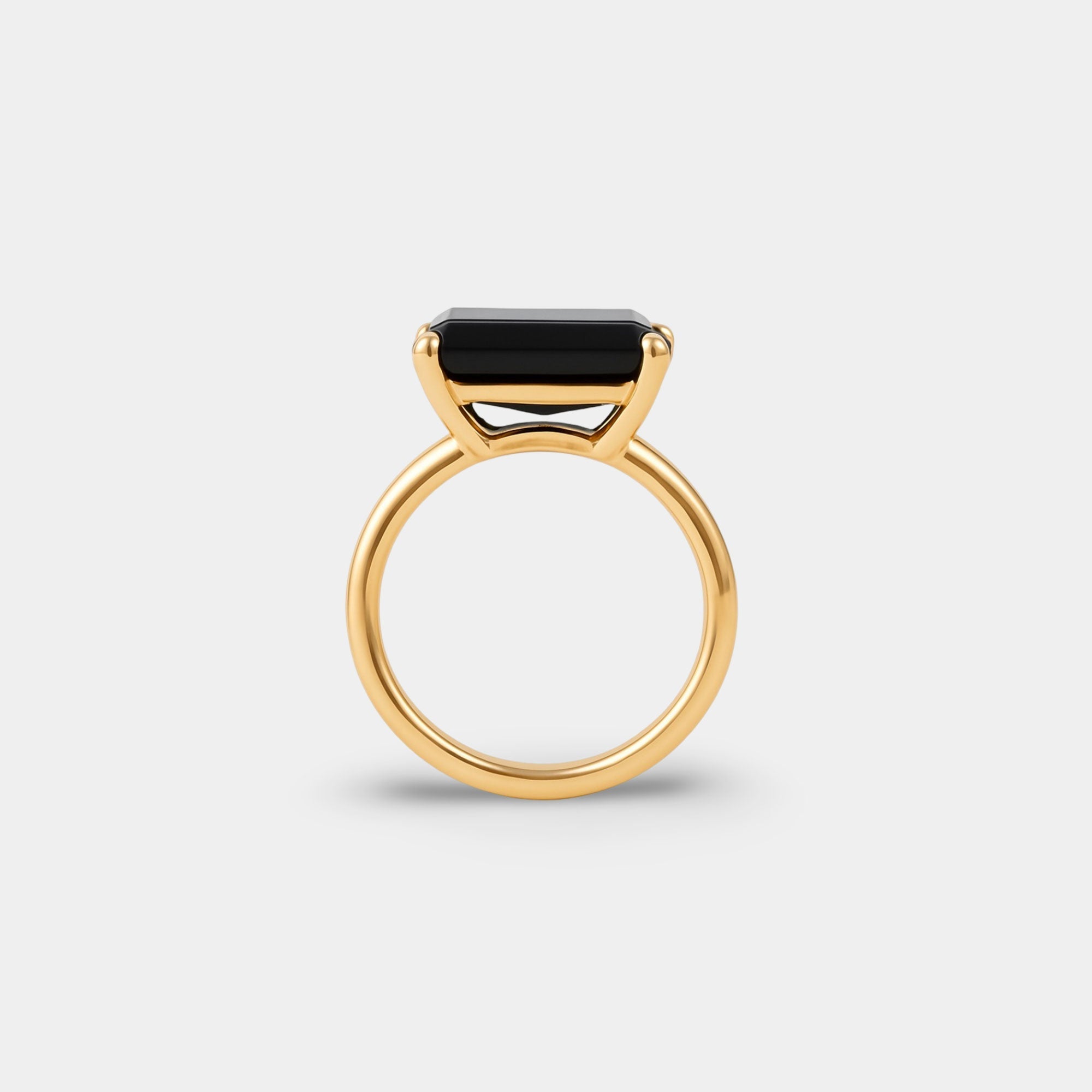Emerald-Cut Onyx Solitaire Ring - MH ELEGANCE - Emerald-Cut Onyx Solitaire Ring - MH ELEGANCE -