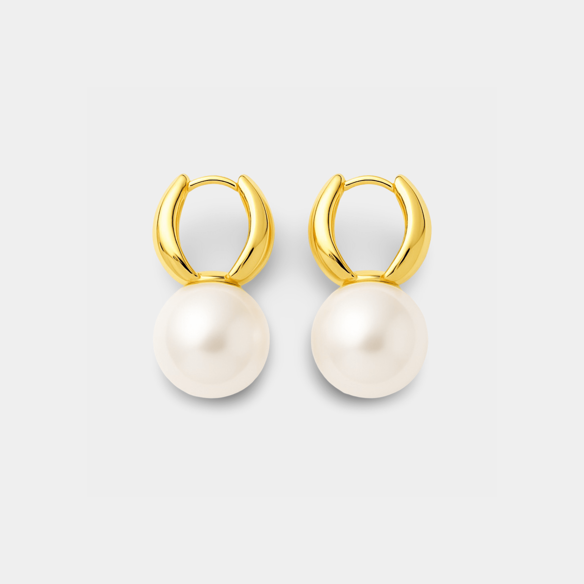 Isla Pearl Drop Earrings - MH ELEGANCE - Isla Pearl Drop Earrings -