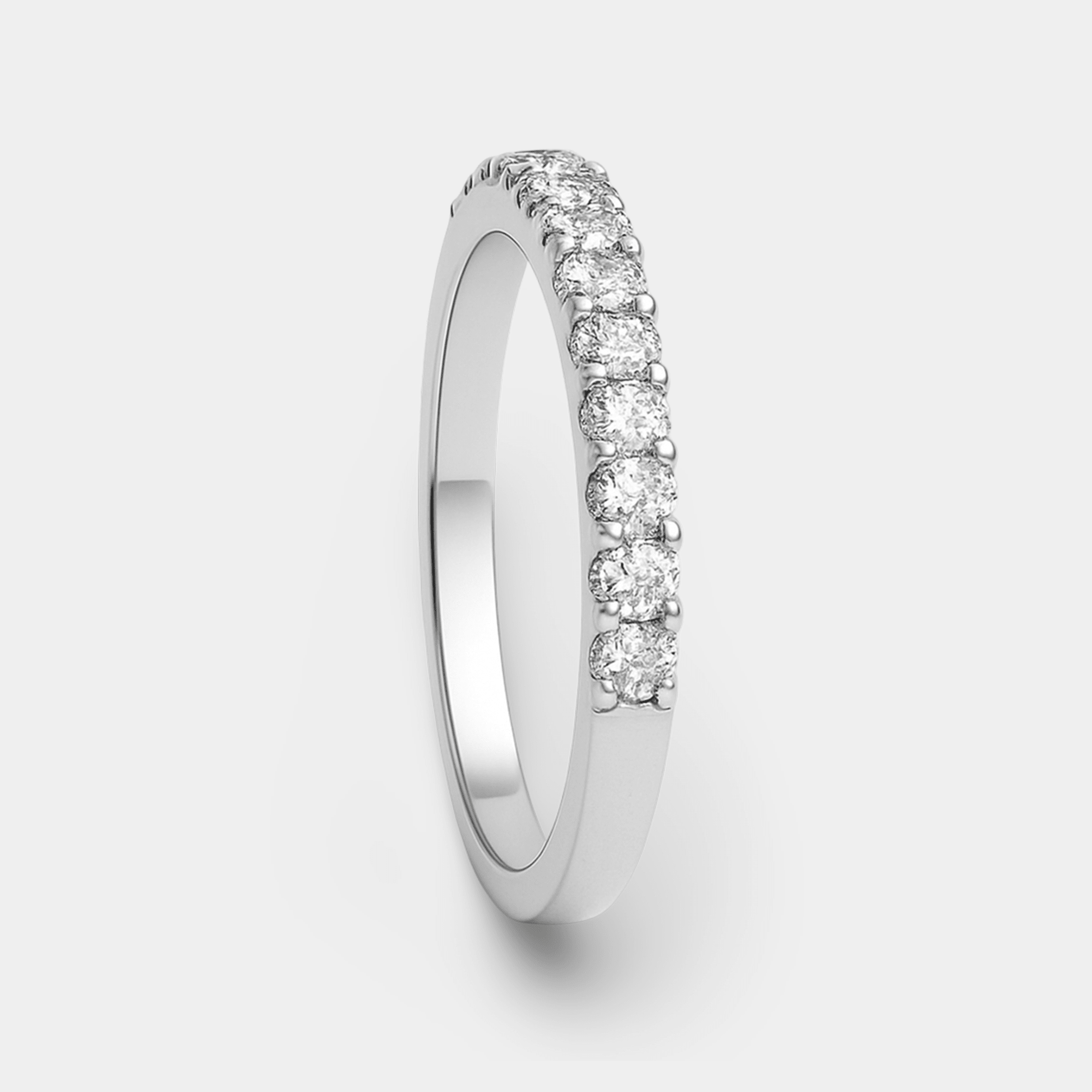 Lyra Lab Diamond Eternity Band - MH ELEGANCE - Lyra Lab Diamond Eternity Band - MH ELEGANCE -