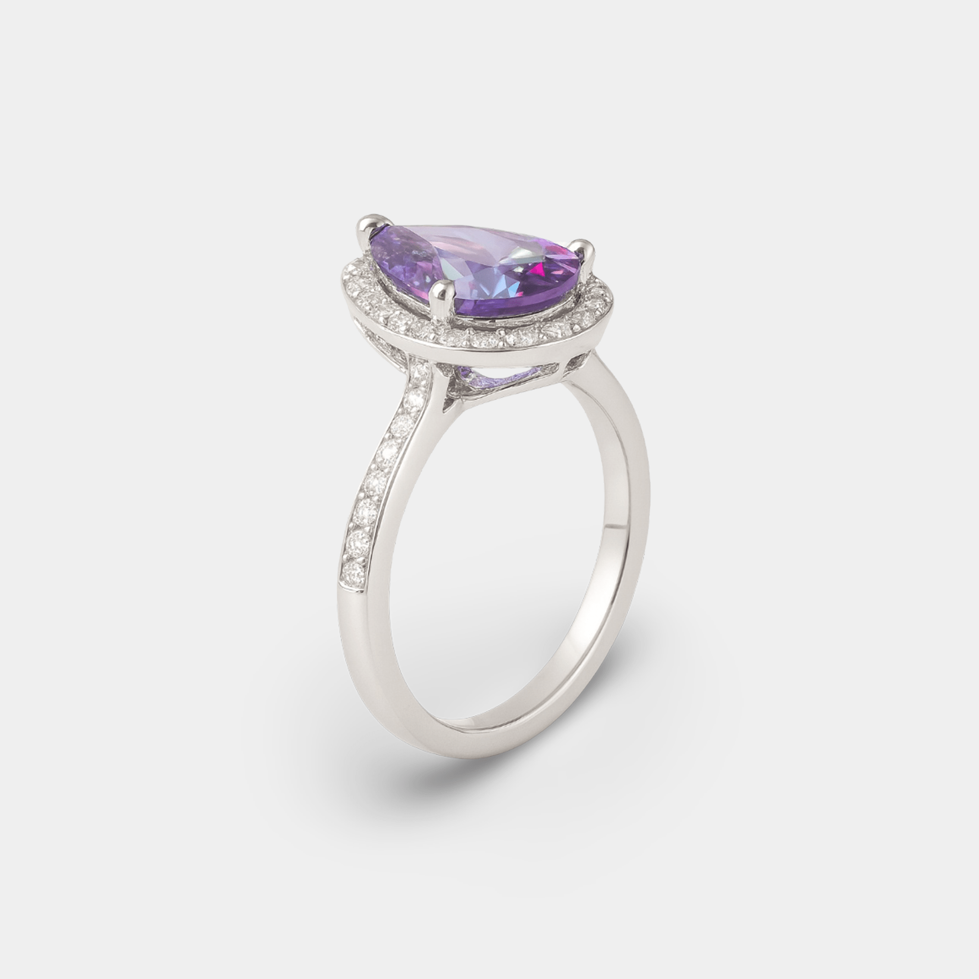 Pear-Shaped Color-Changing Alexandrite Ring - MH ELEGANCE - Pear-Shaped Color-Changing Alexandrite Ring - MH ELEGANCE -
