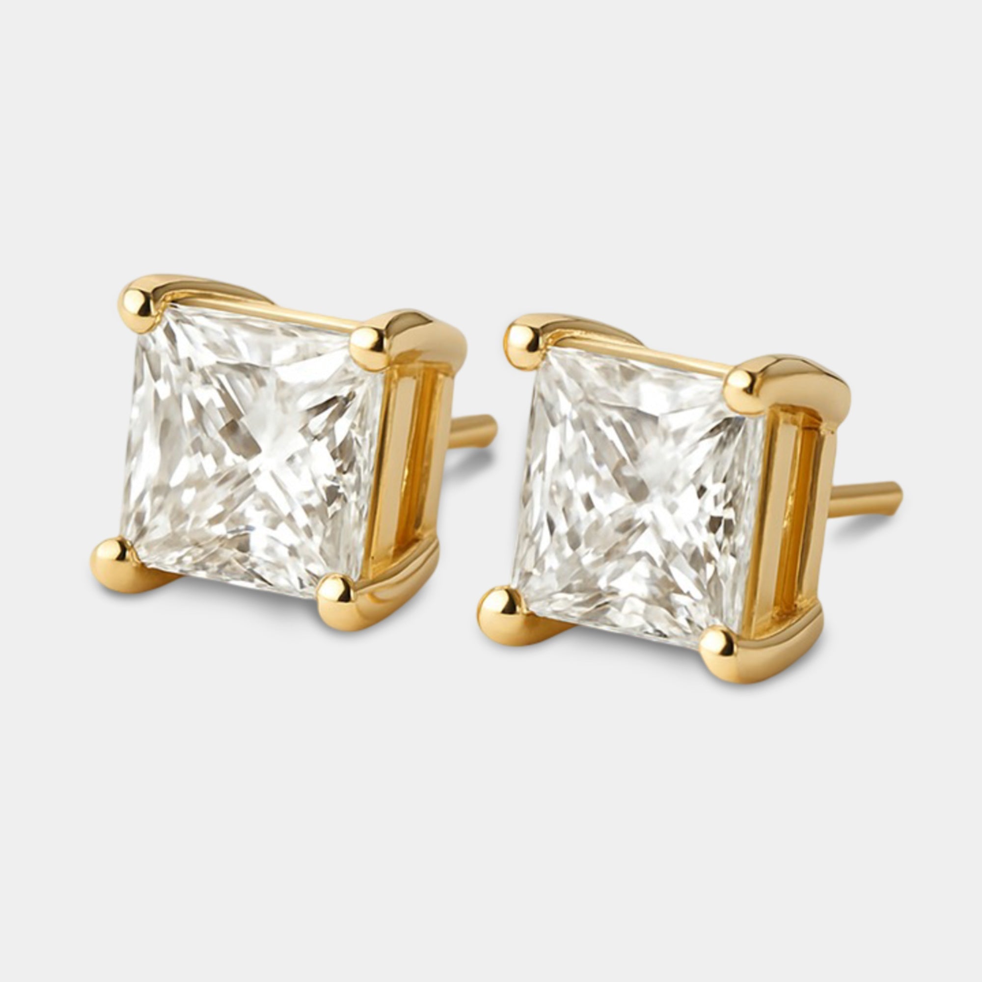 Princess-Cut Diamond Stud Earrings - MH ELEGANCE - Princess-Cut Diamond Stud Earrings - MH ELEGANCE -