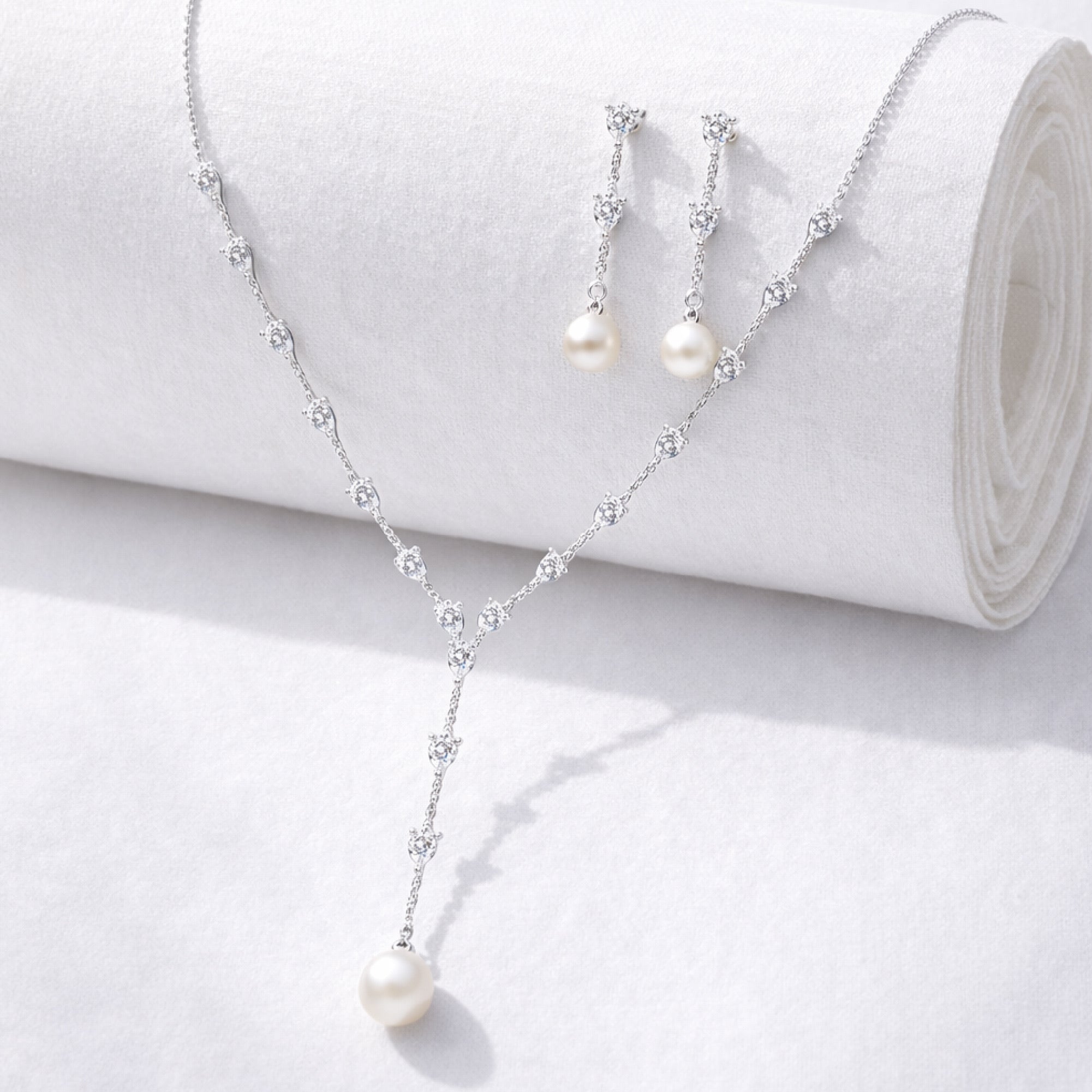 Silver Bridesmaid Necklace & Earrings Set - MH ELEGANCE - Silver Bridesmaid Necklace & Earrings Set -