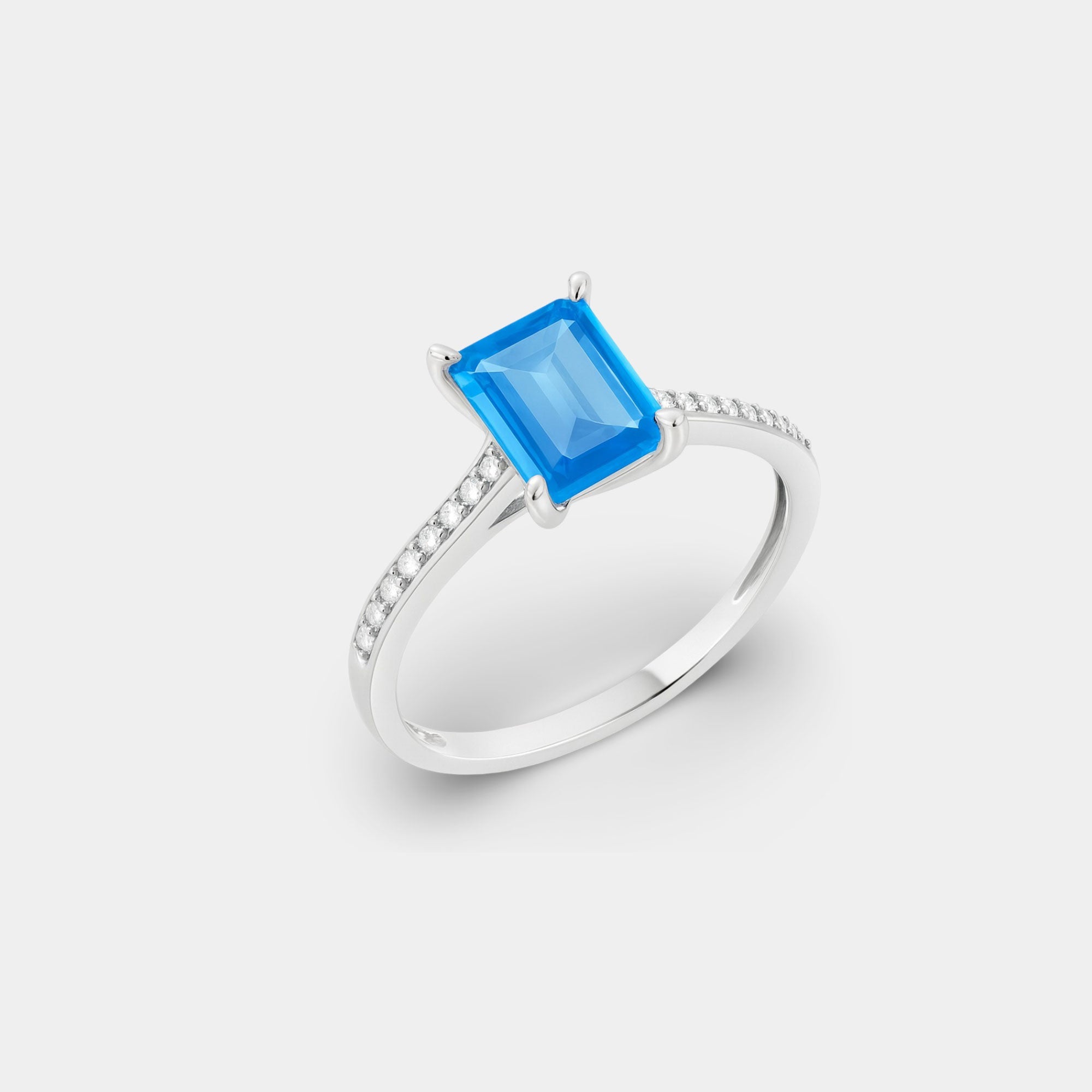 Swiss Blue Topaz & Diamond Ring - MH ELEGANCE - Swiss Blue Topaz & Diamond Ring - MH ELEGANCE -