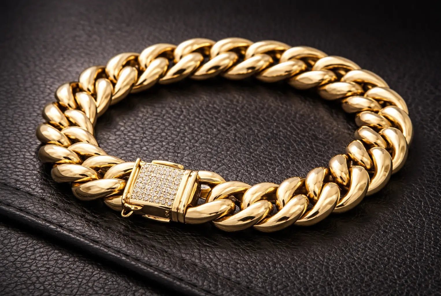 Cuban Link Bracelet: The Ultimate Buying Guide for 2026 - MH ELEGANCE