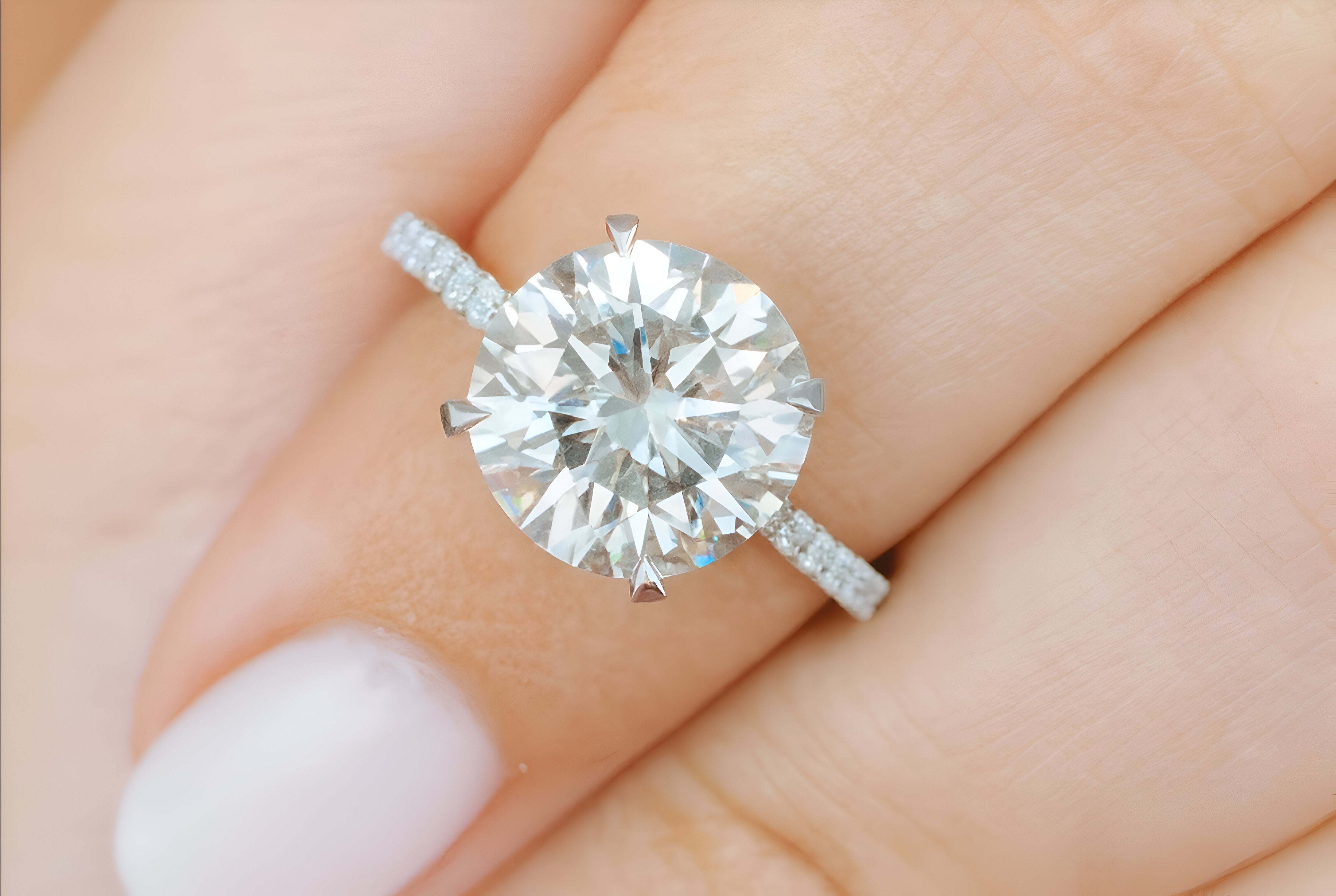 The Ultimate Guide to Buying a Diamond 3 Carat Engagement Ring - MH ELEGANCE