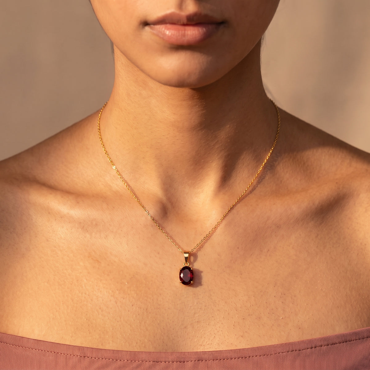 Collier pendentif ovale Lina Grenat
