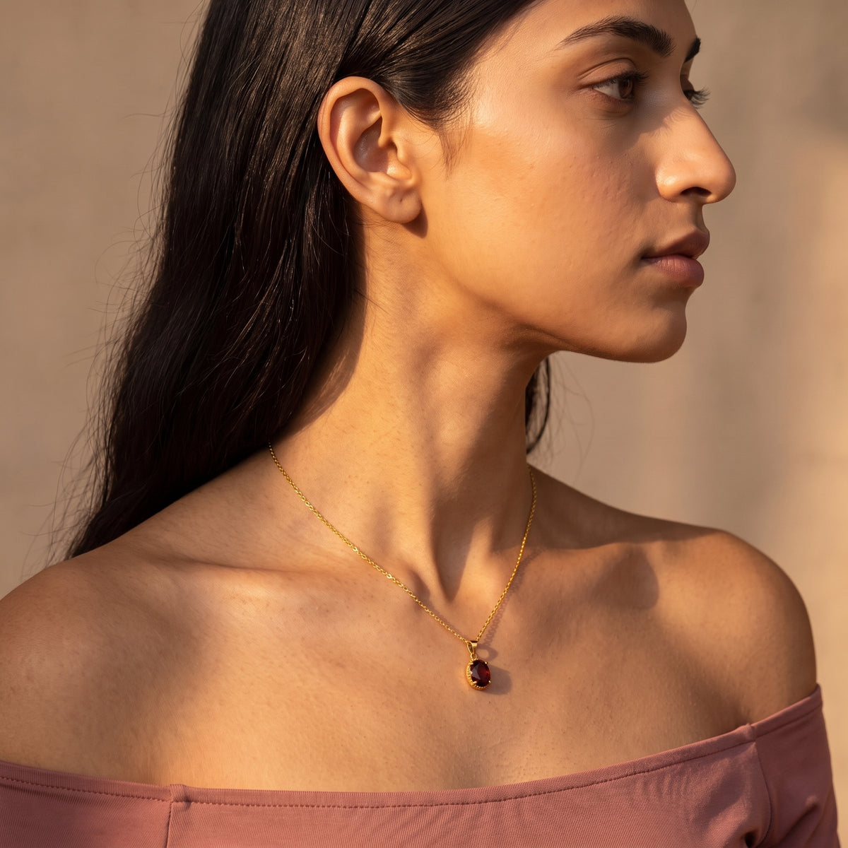 Collier pendentif ovale Lina Grenat