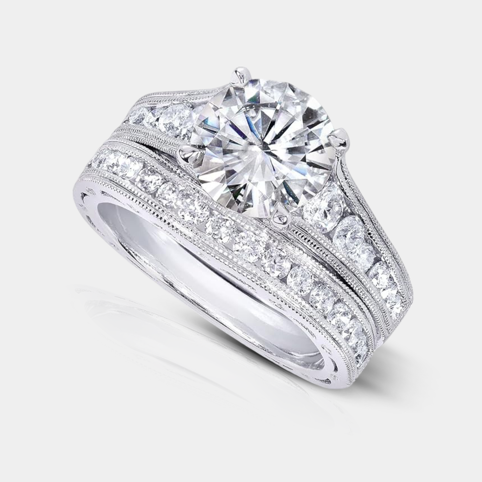 Conjunto de anillos con canal de moissanita y diamantes