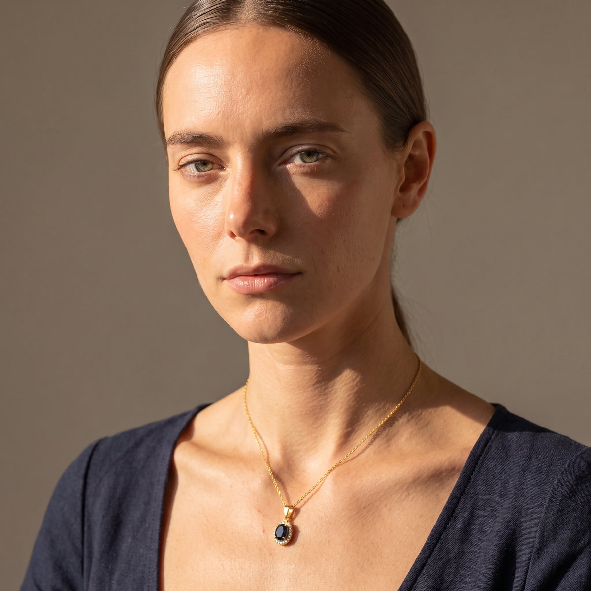 Collier Ovale Onyx et Halo
