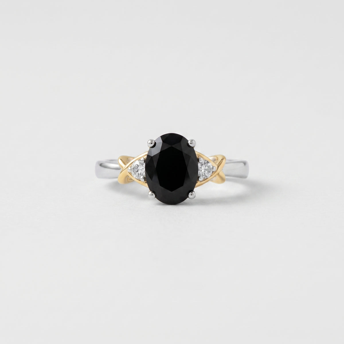 Bague croisée en onyx ovale et diamants