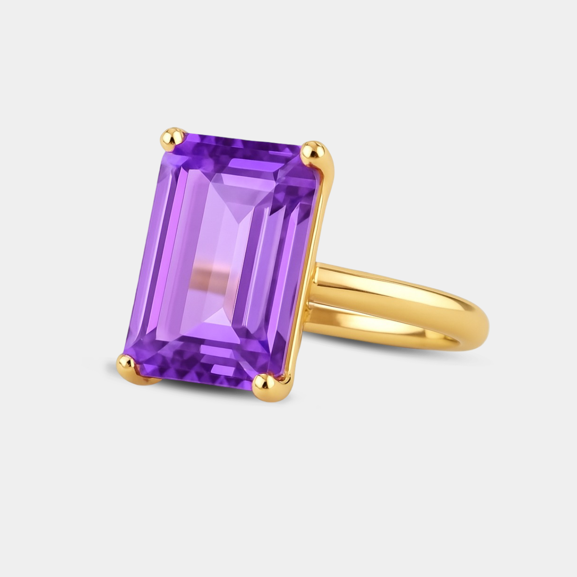 Vela Amethyst Solitaire Ring