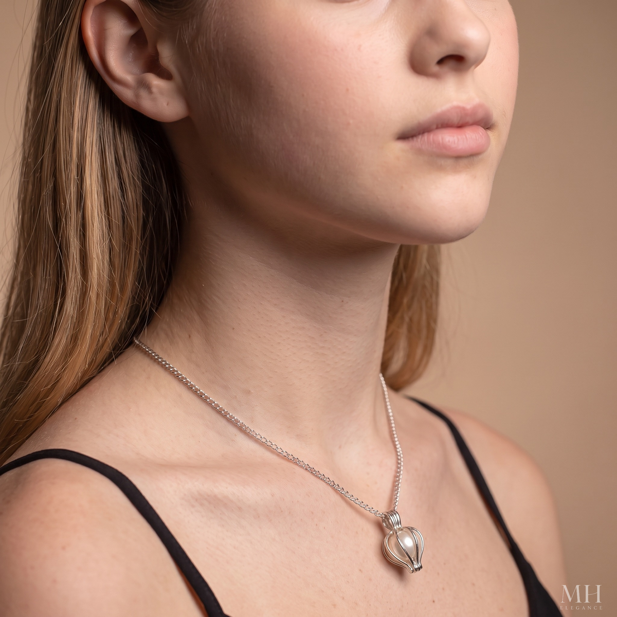 Oyster Pearl Necklace Kit | Open a Real Oyster with a Cultured Akoya Pearl Inside
