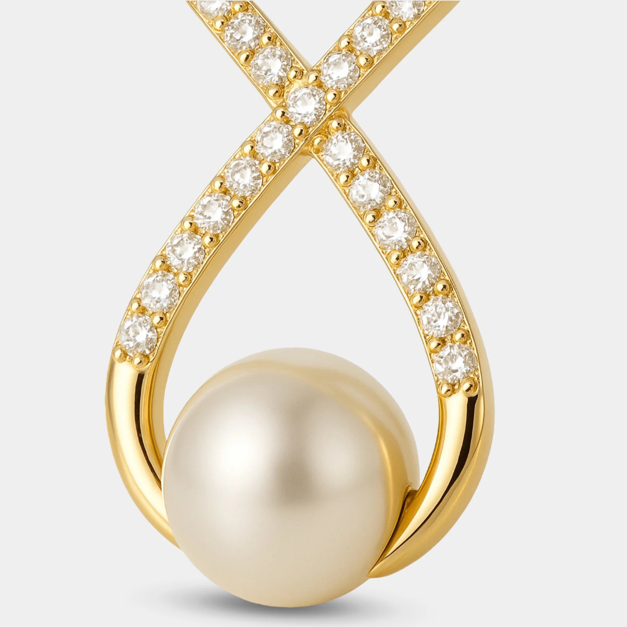 Pearl Bow Teardrop Stud