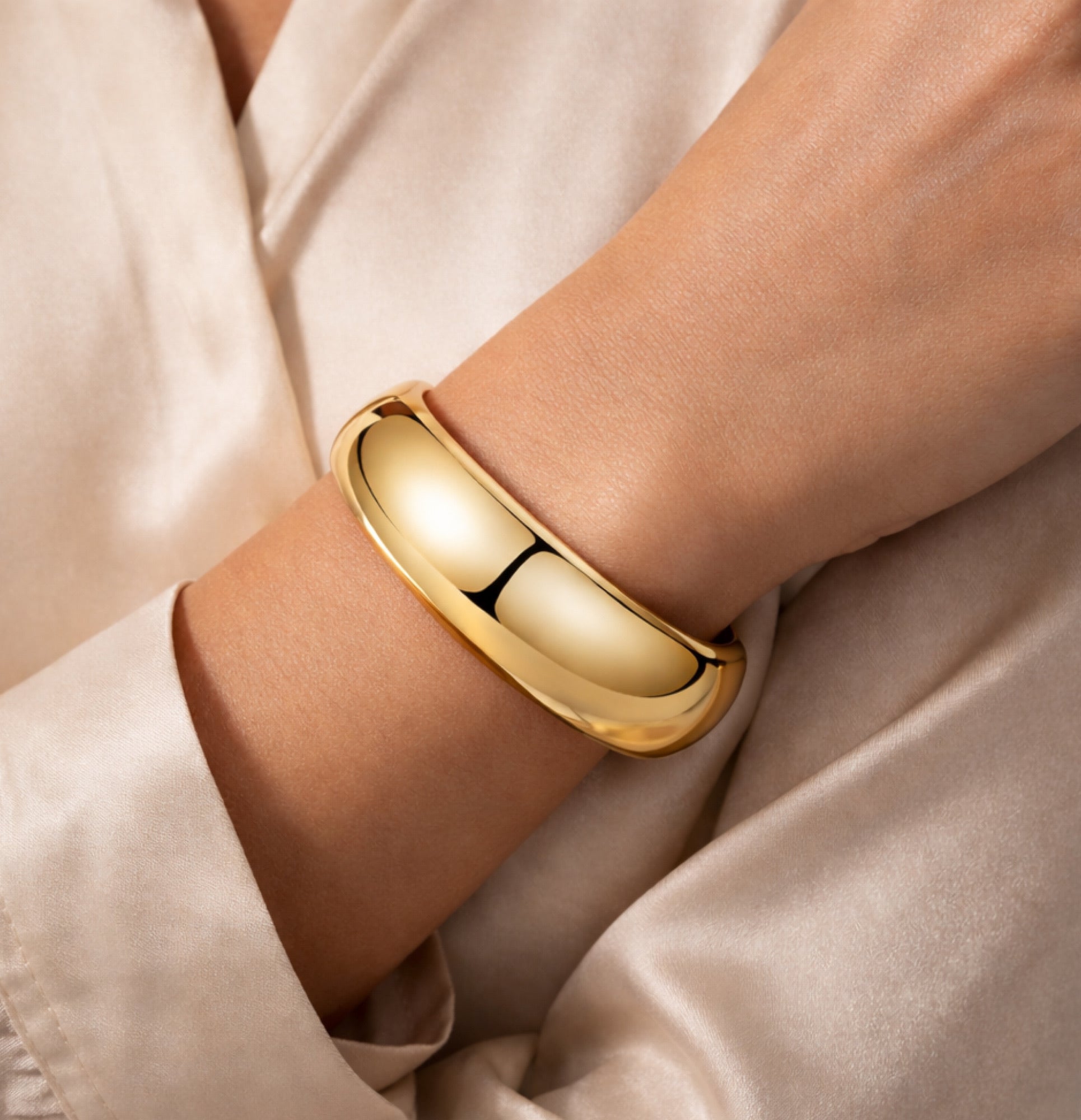 14K Gold Plated Aurora Bold Chunky Cuff Bangle
