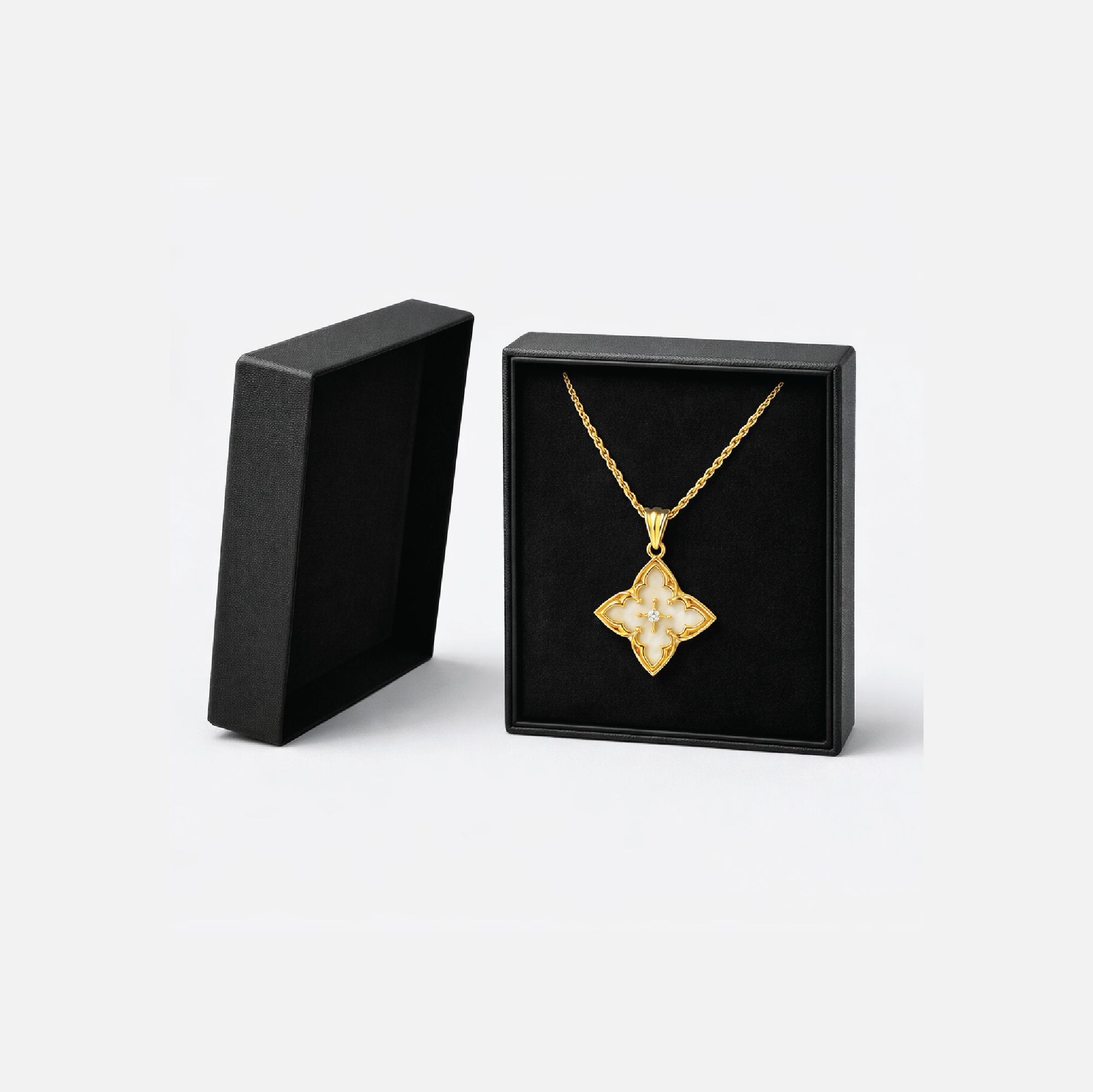 Clover Pendant Necklace
