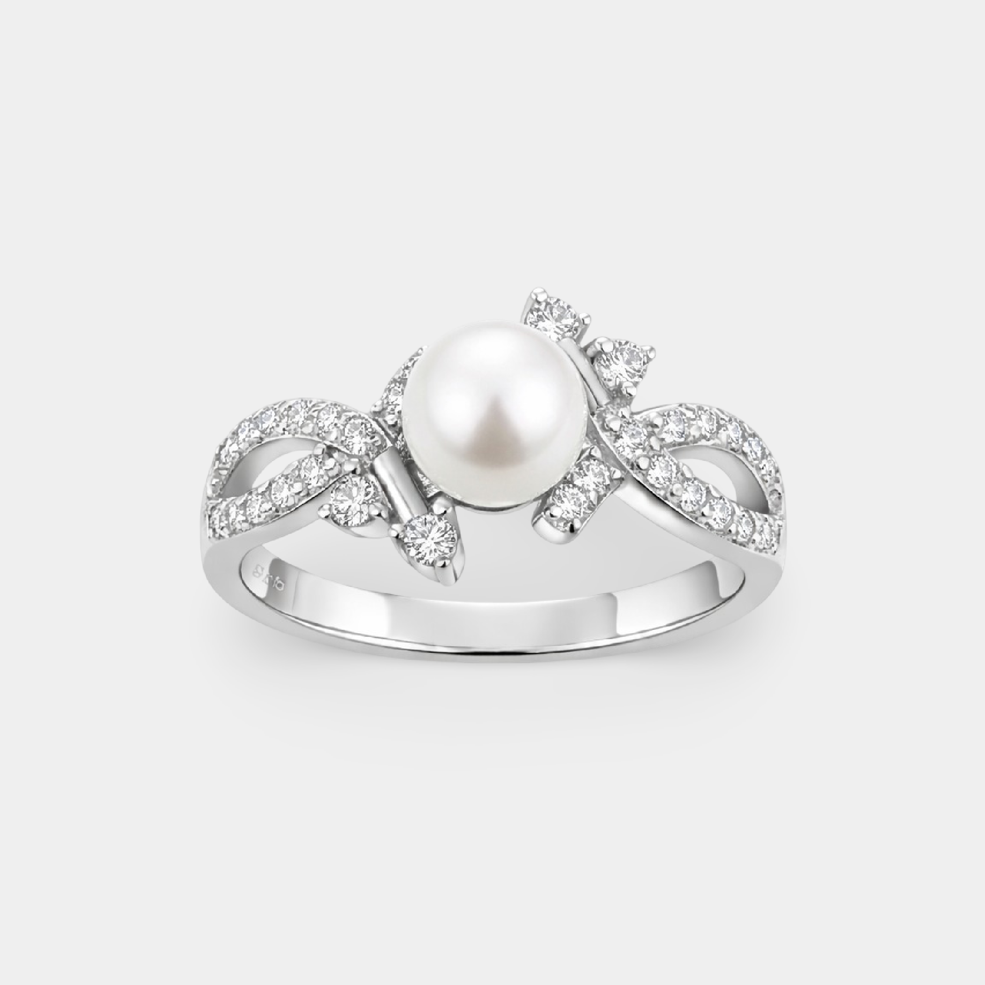 Luna Pearl Radiance Ring