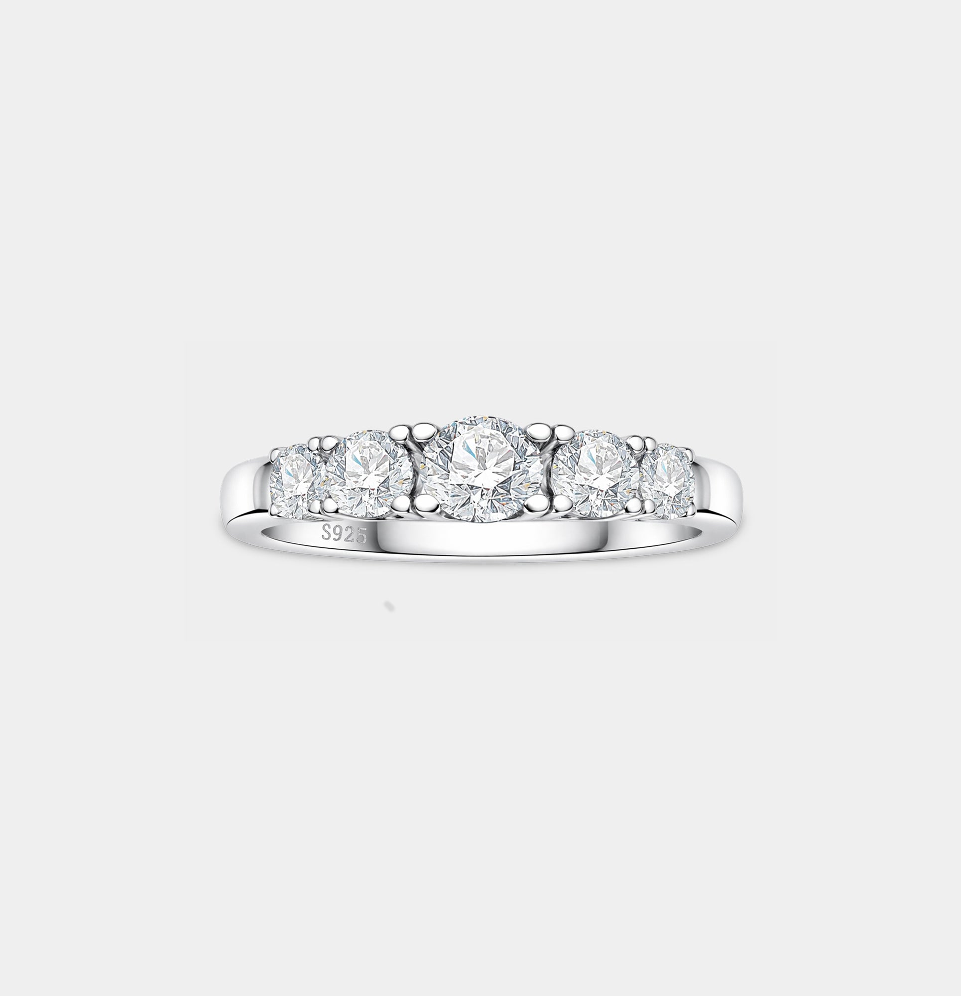 Bague éternité en argent sterling et moissanite Brilliance