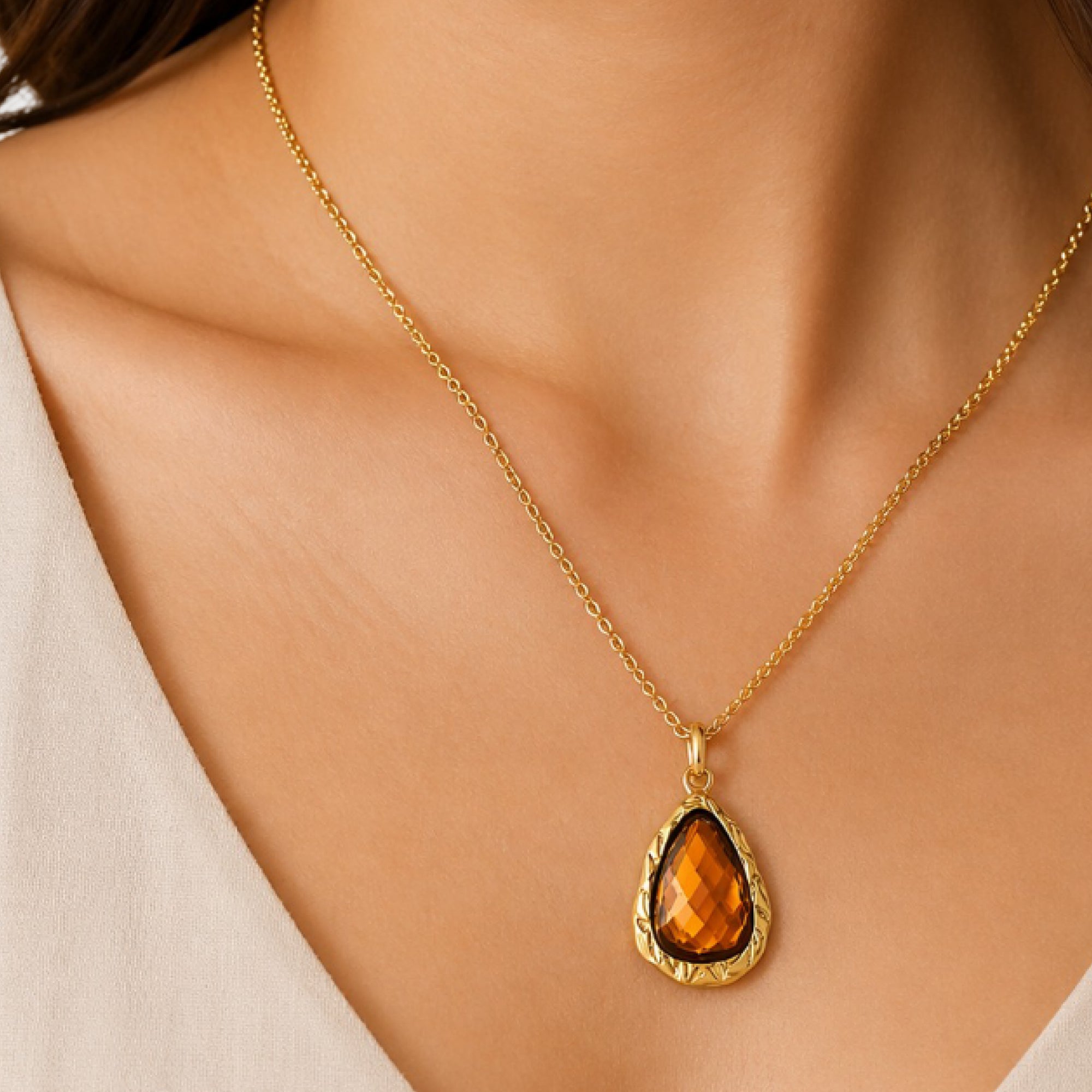 Collier superposé goutte d'eau en oxyde de zirconium plaqué or 18 carats | Multi-rangs | Taille poire – MH ELEGANCE