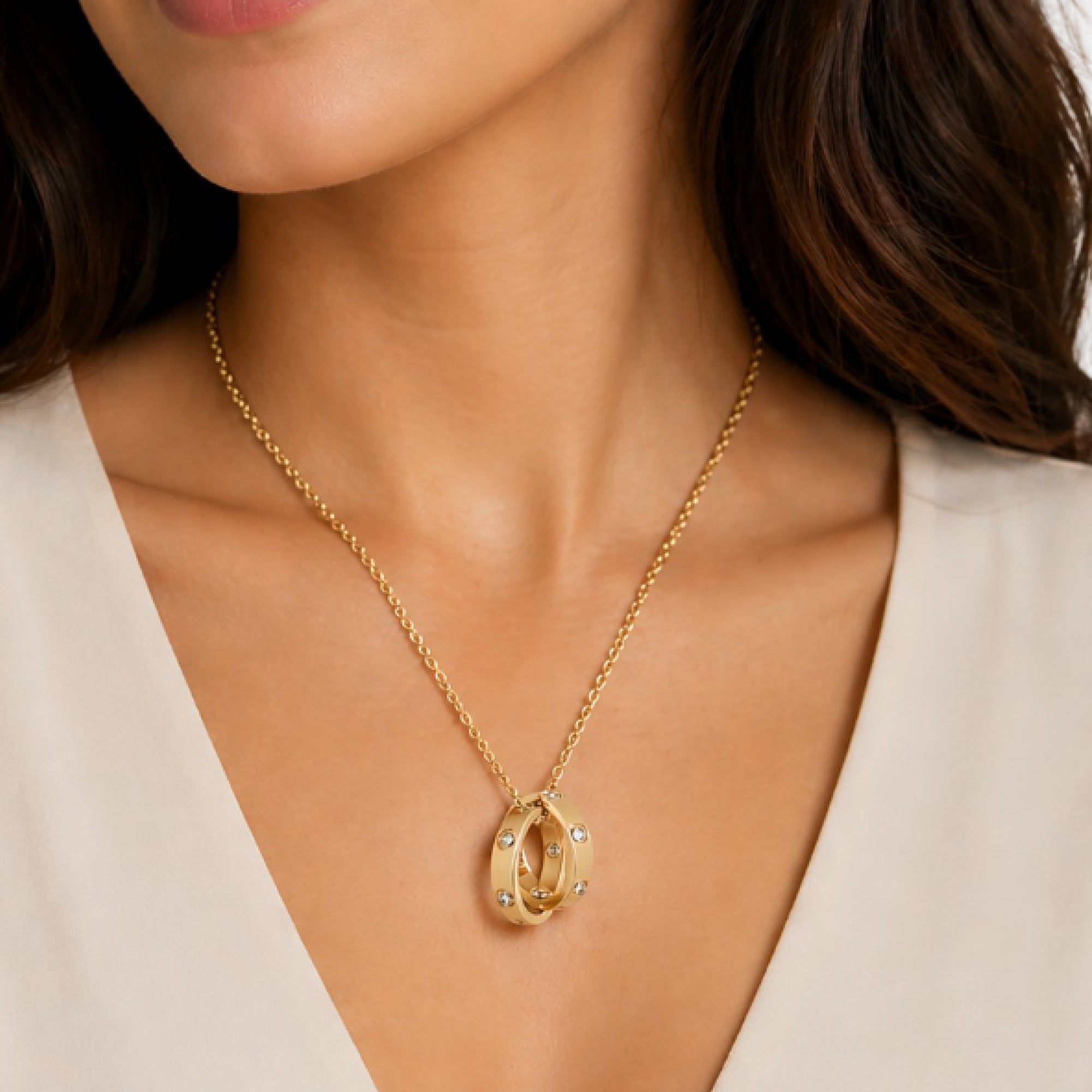 Eternal Bond Interlocking Circle Love Necklace | Infinity Symbol | Pendant – MH ELEGANCE