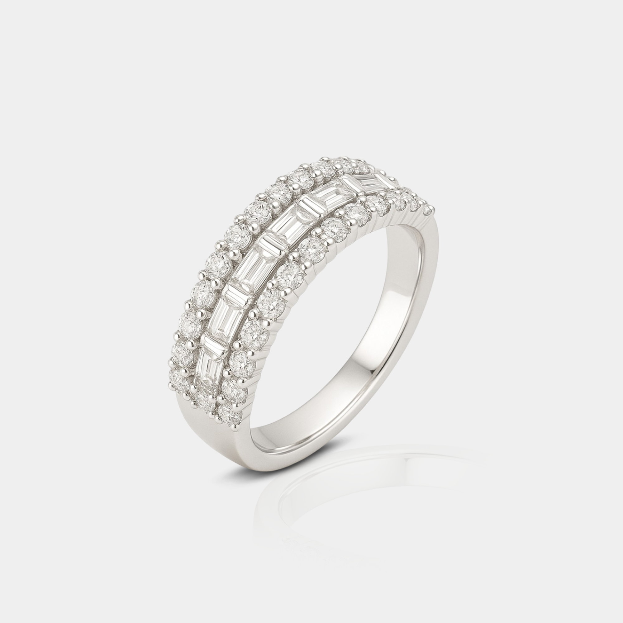 round & baguette cut diamond band detail close-up from MH Elegance luxury wedding rings collection