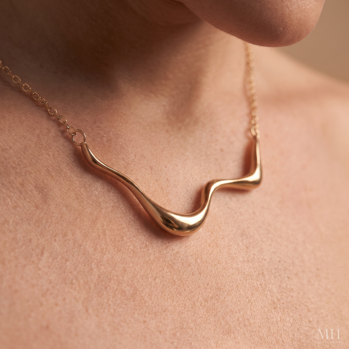 Chunky Gold Wave Necklace | Bold Geometric Statement Necklace for Women