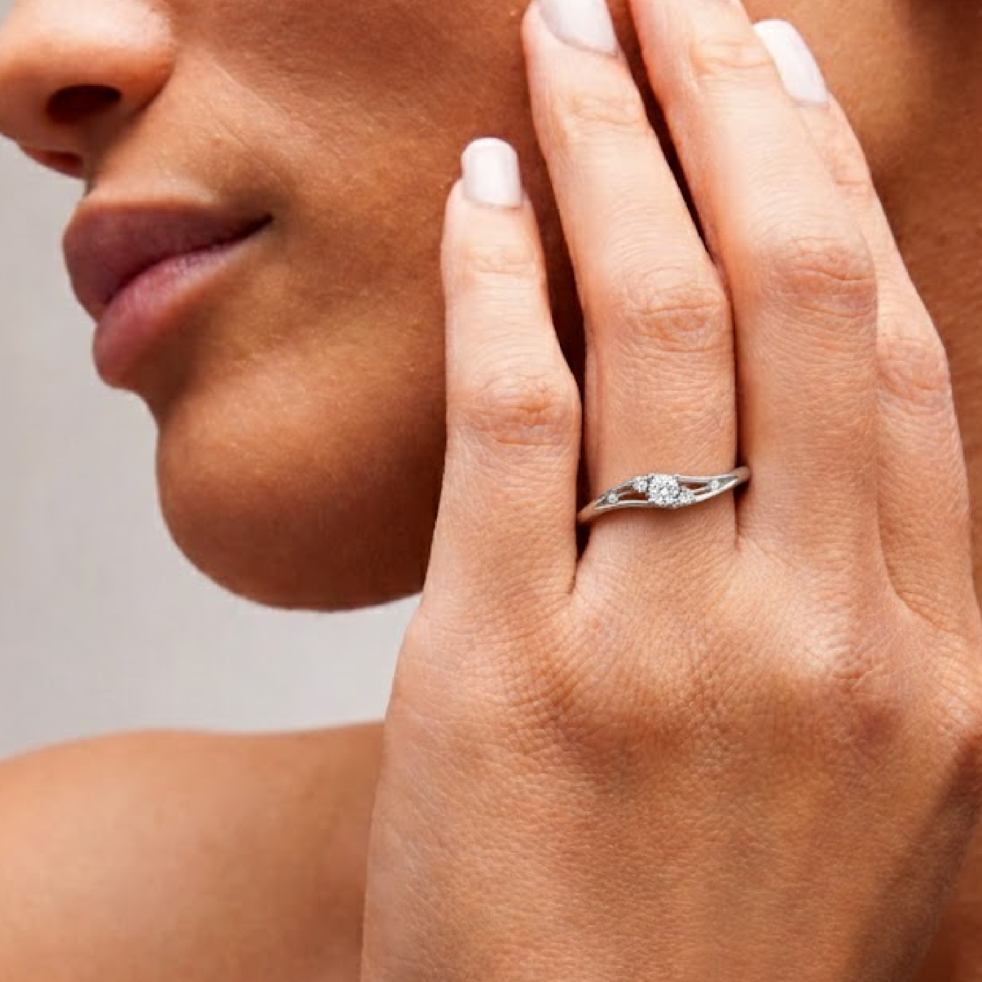 Adjustable sterling silver men's wedding band from the his and hers ring set - MH Elegance