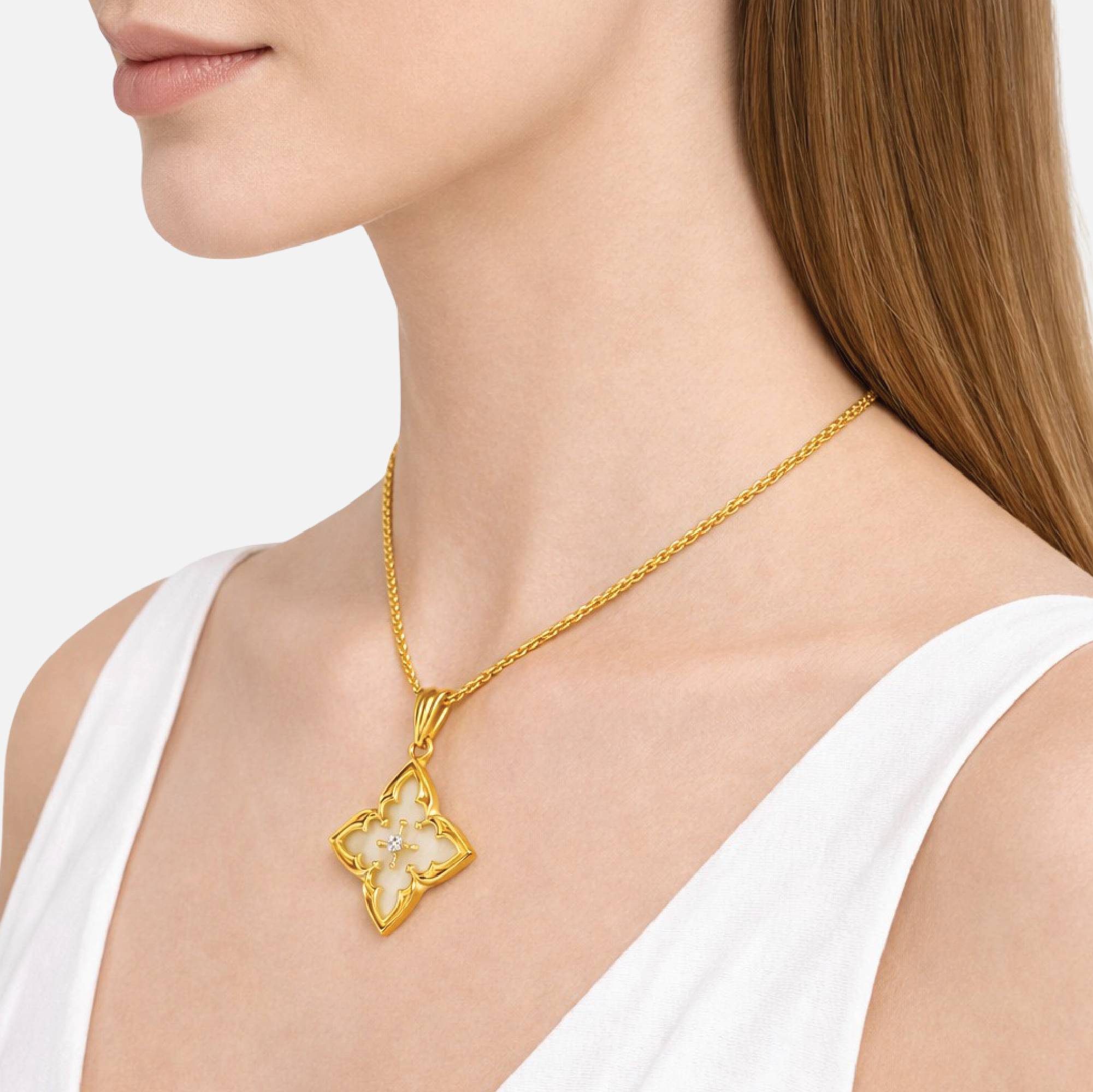 Clover Pendant Necklace - MH ELEGANCE - Clover Pendant Necklace -