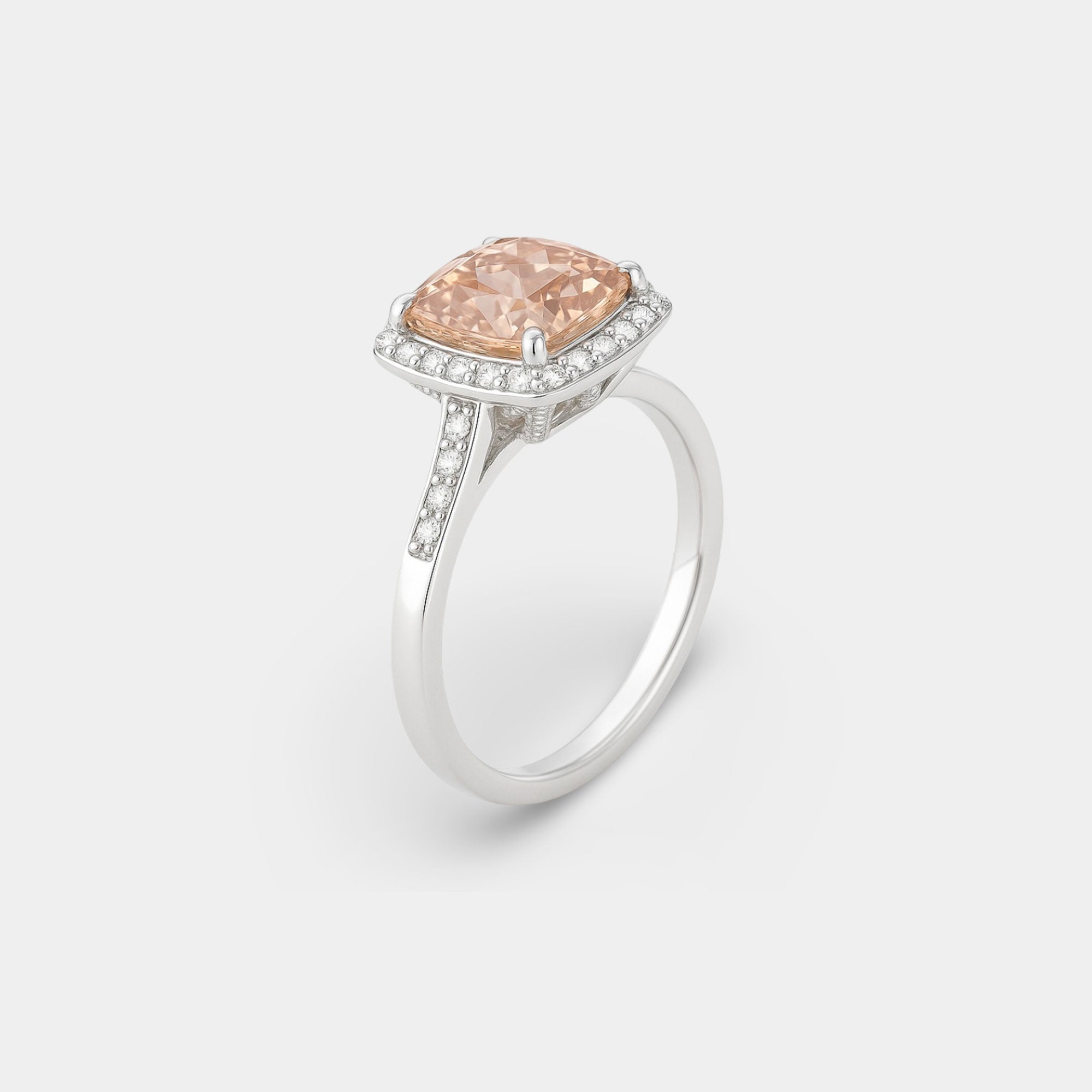 Cushion-Cut Morganite & Diamond Ring - MH ELEGANCE - Cushion-Cut Morganite & Diamond Ring - MH ELEGANCE -
