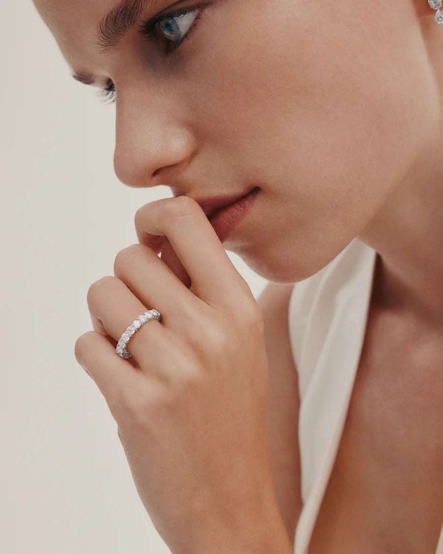 Eternity Ring with Cubic Zirconia - MH ELEGANCE - Eternity Ring with Cubic Zirconia -