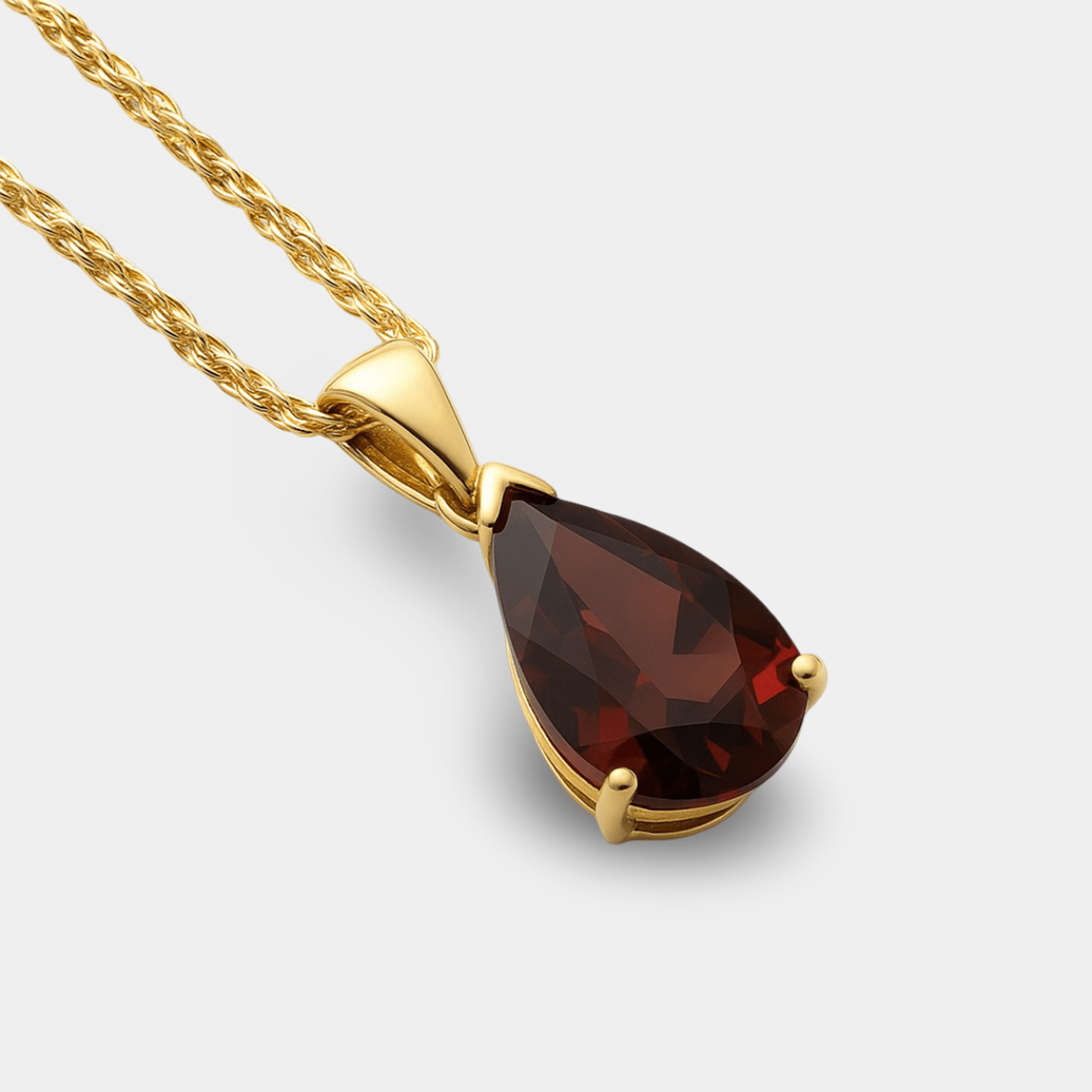 Lira Garnet Teardrop Pendant Necklace - MH ELEGANCE - Lira Garnet Teardrop Pendant Necklace - MH ELEGANCE -