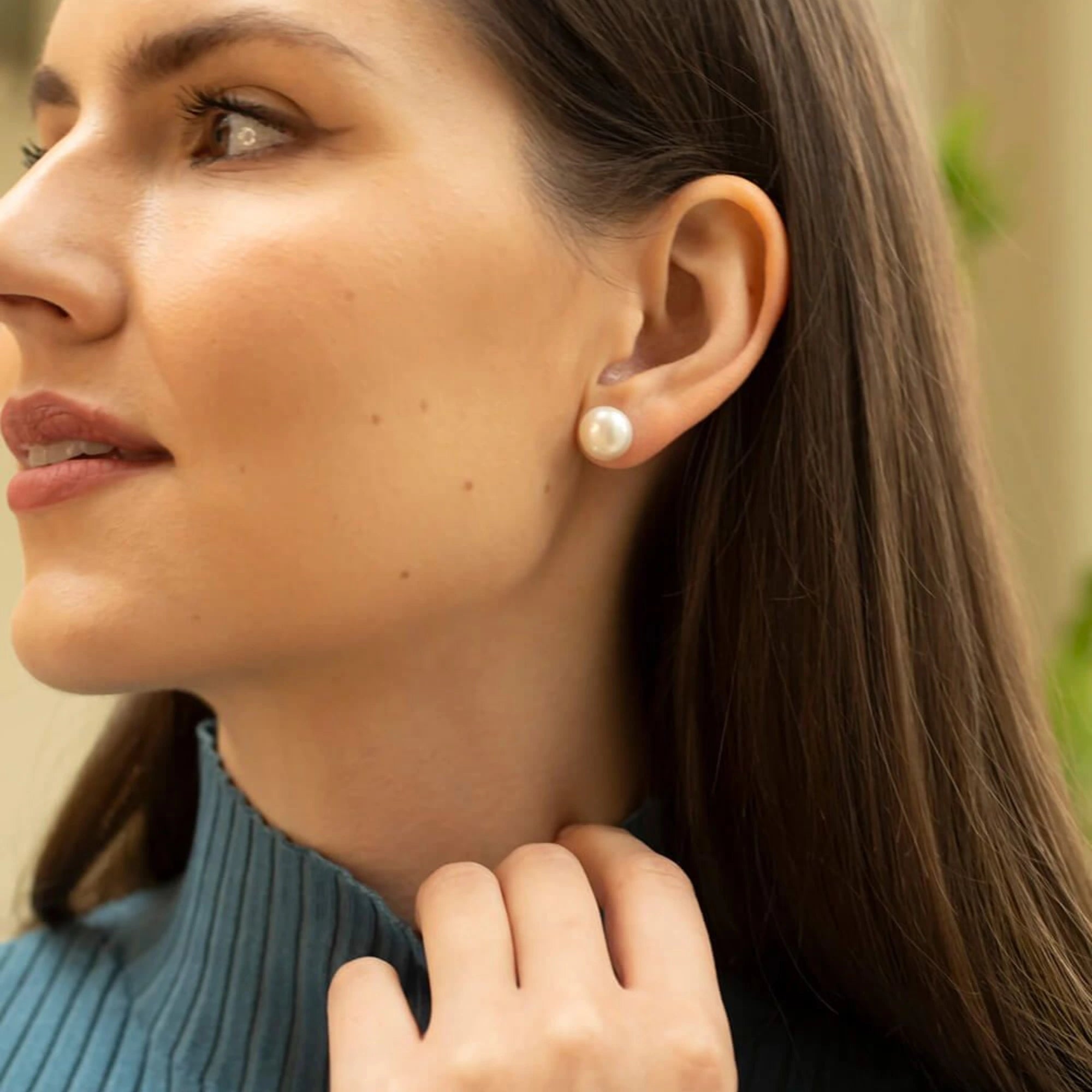 Natural Freshwater Pearl Ear Stud - MH ELEGANCE - Natural Freshwater Pearl Ear Stud -