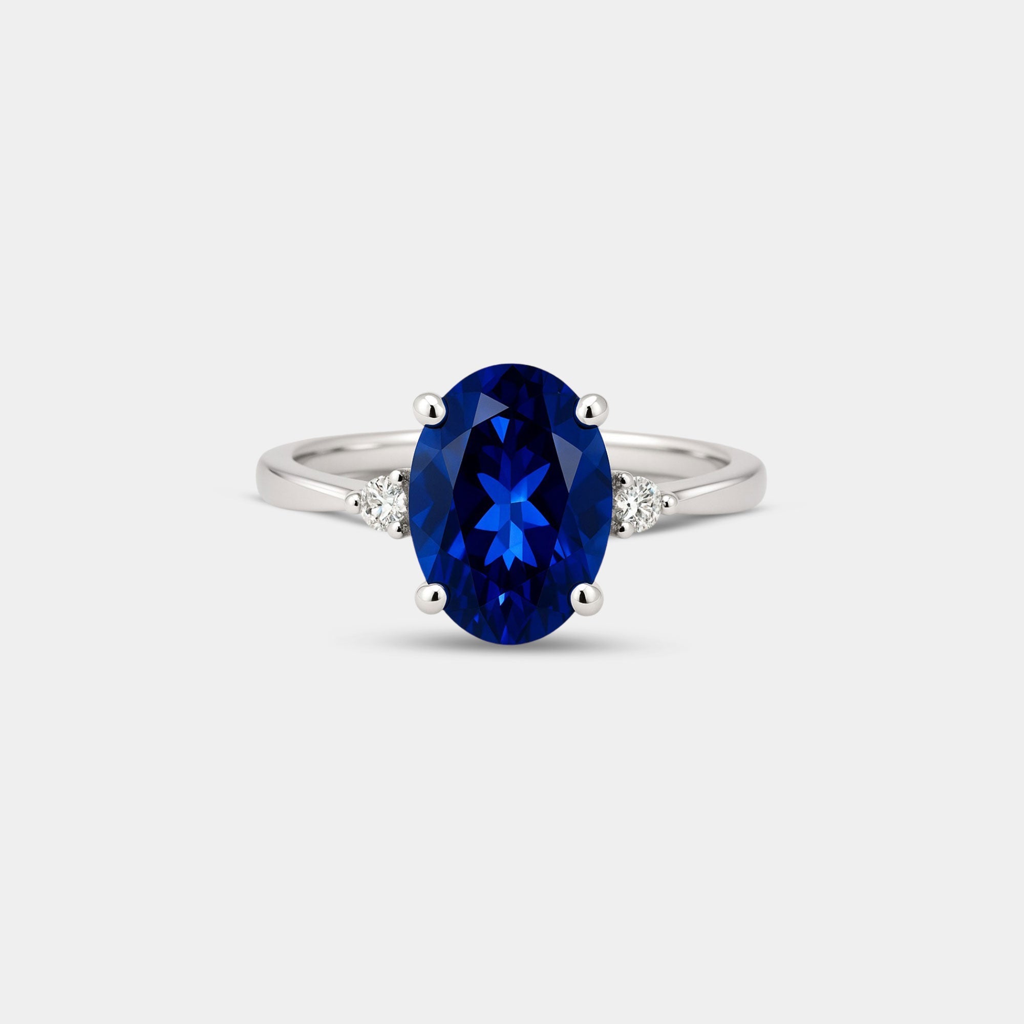 Oval Sapphire & Diamond 3-Stone Ring - MH ELEGANCE - Oval Sapphire & Diamond 3-Stone Ring - MH ELEGANCE -
